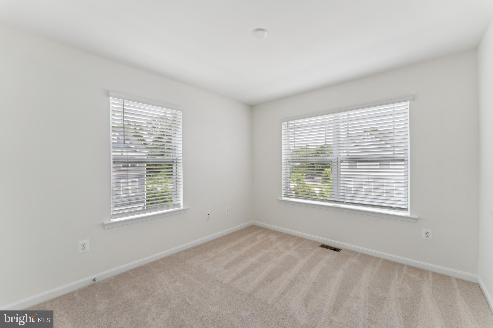 PARKE WEST - Residential