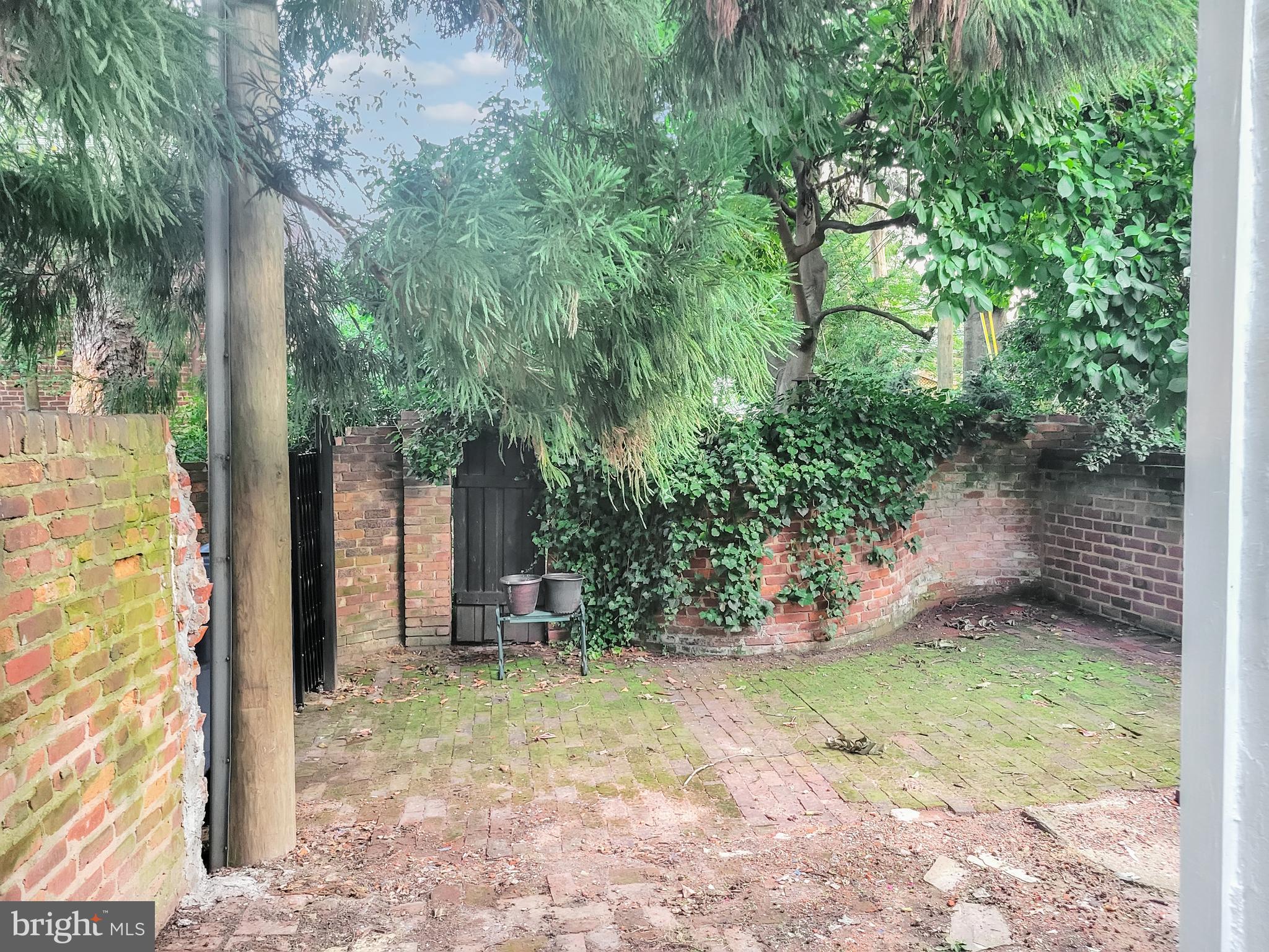 ALEXANDRIA - Residential