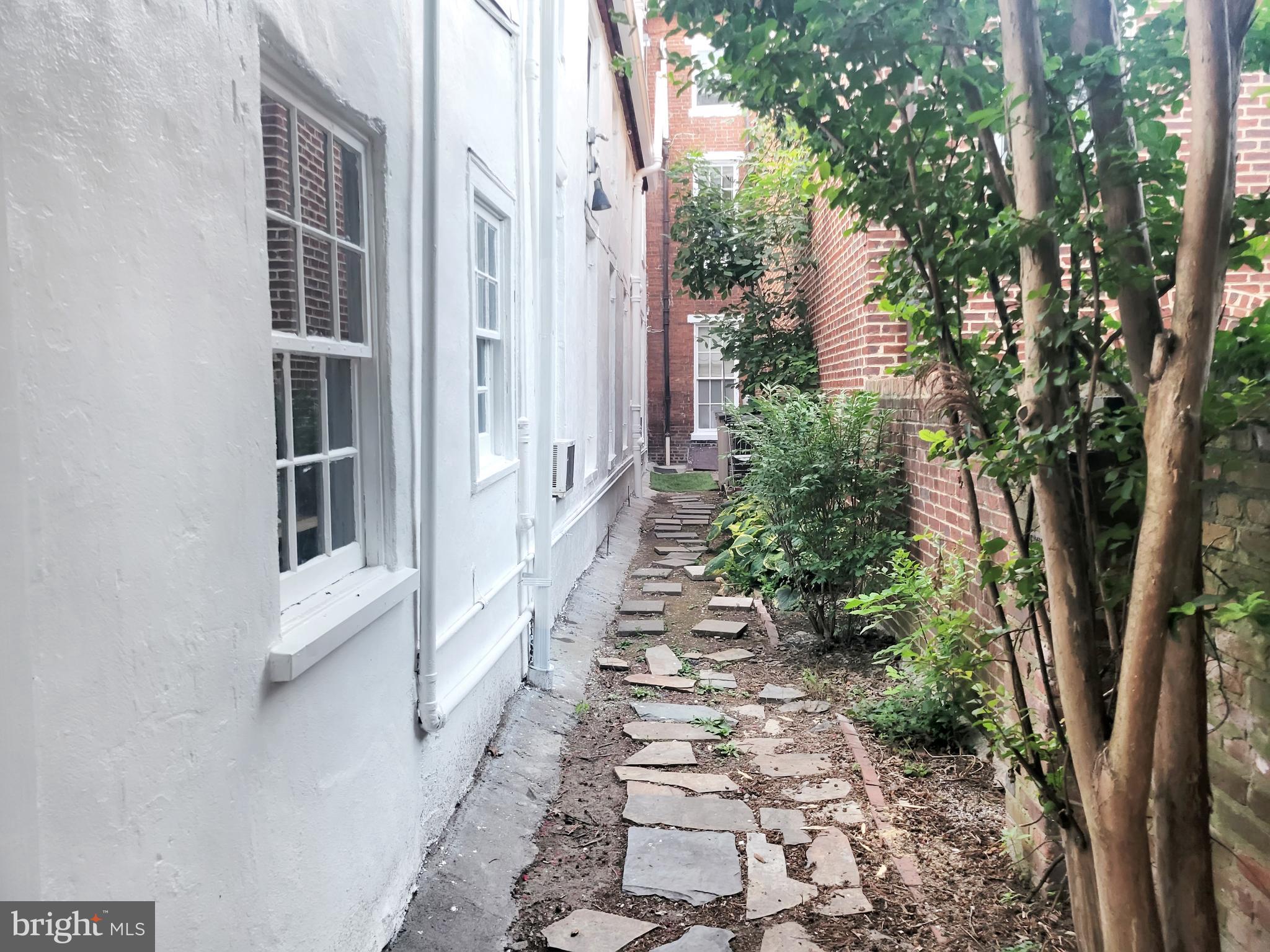 ALEXANDRIA - Residential