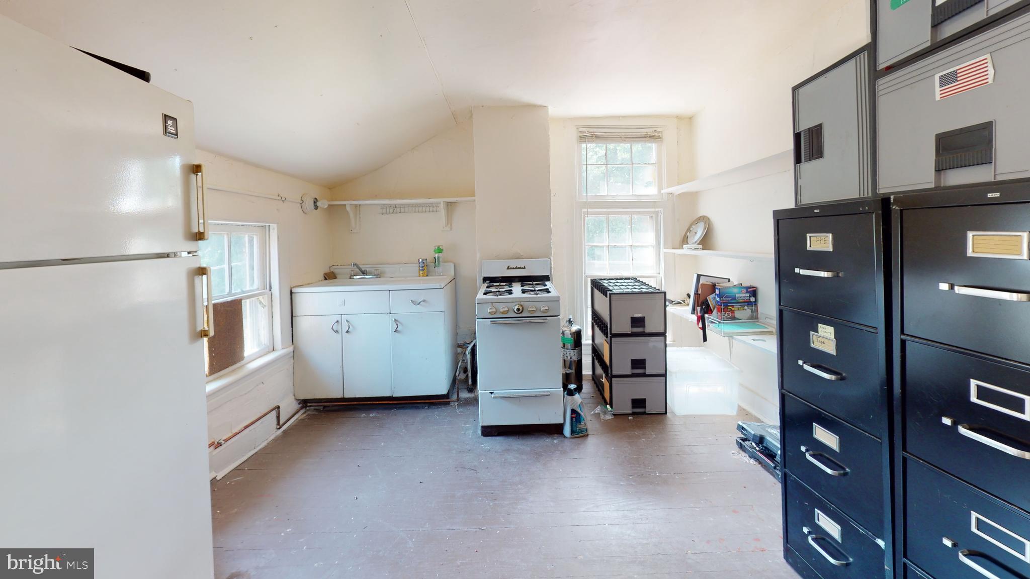 ALEXANDRIA - Residential