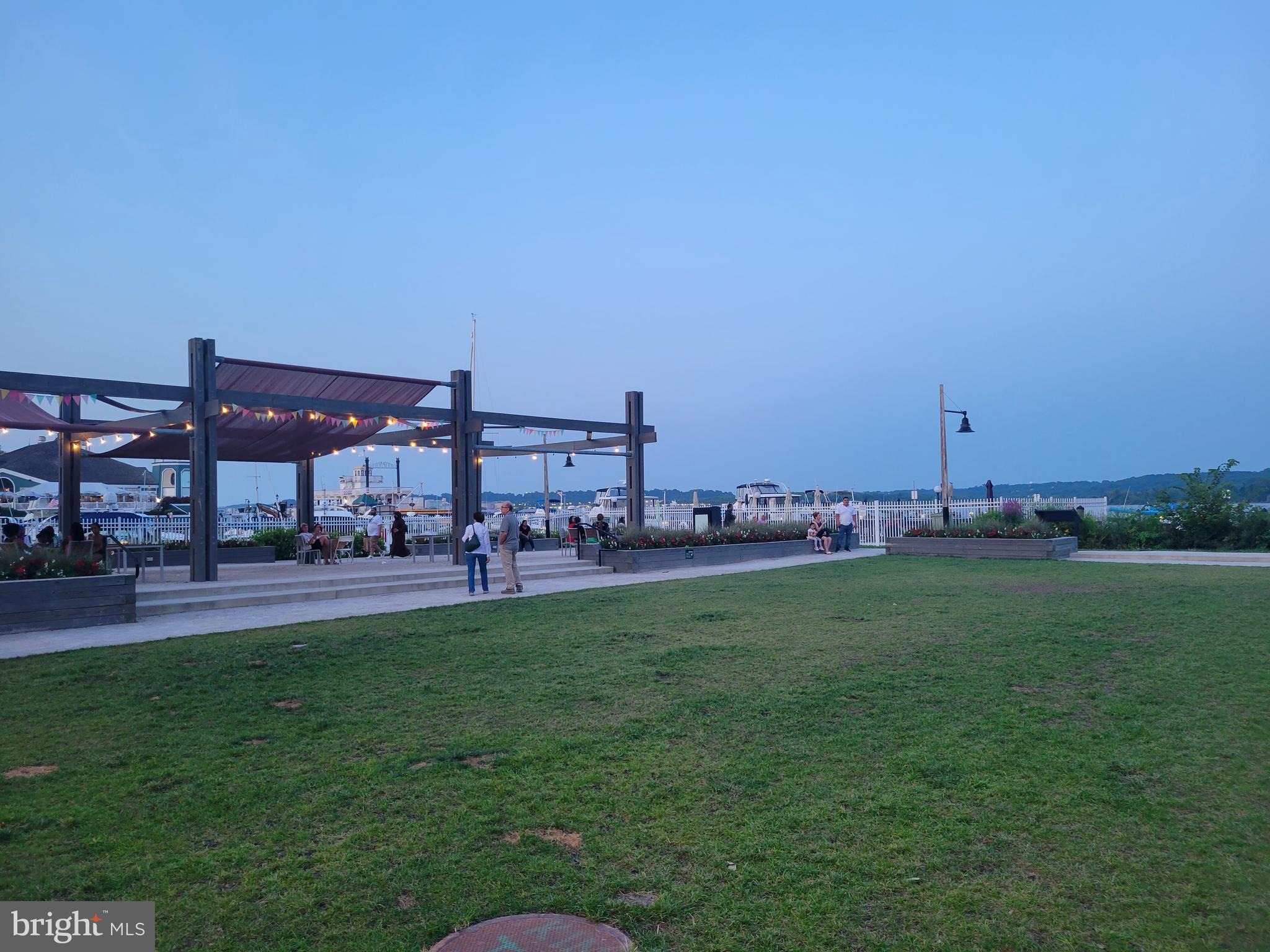 ALEXANDRIA - Residential