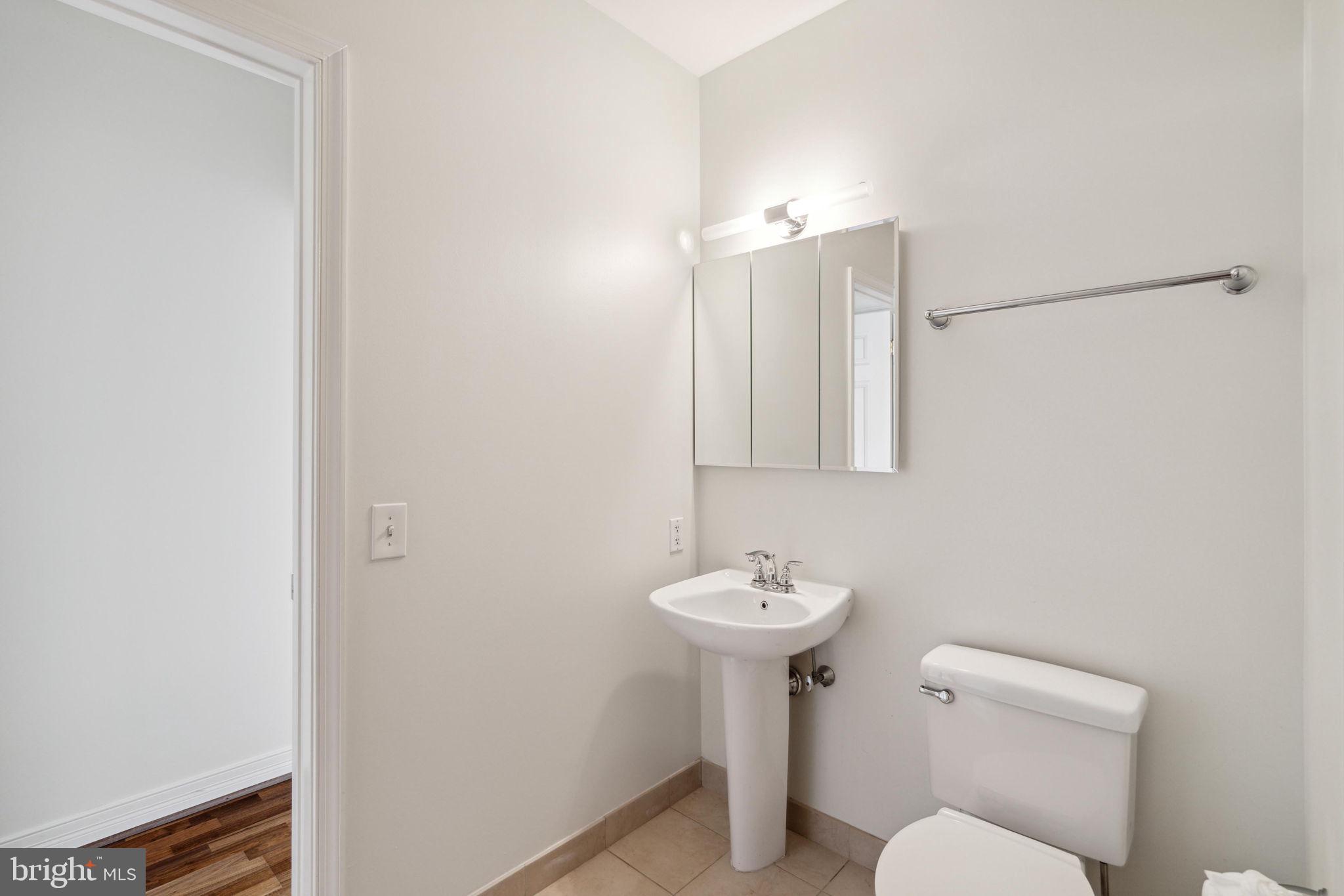 RITTENHOUSE SQUARE - Residential Lease