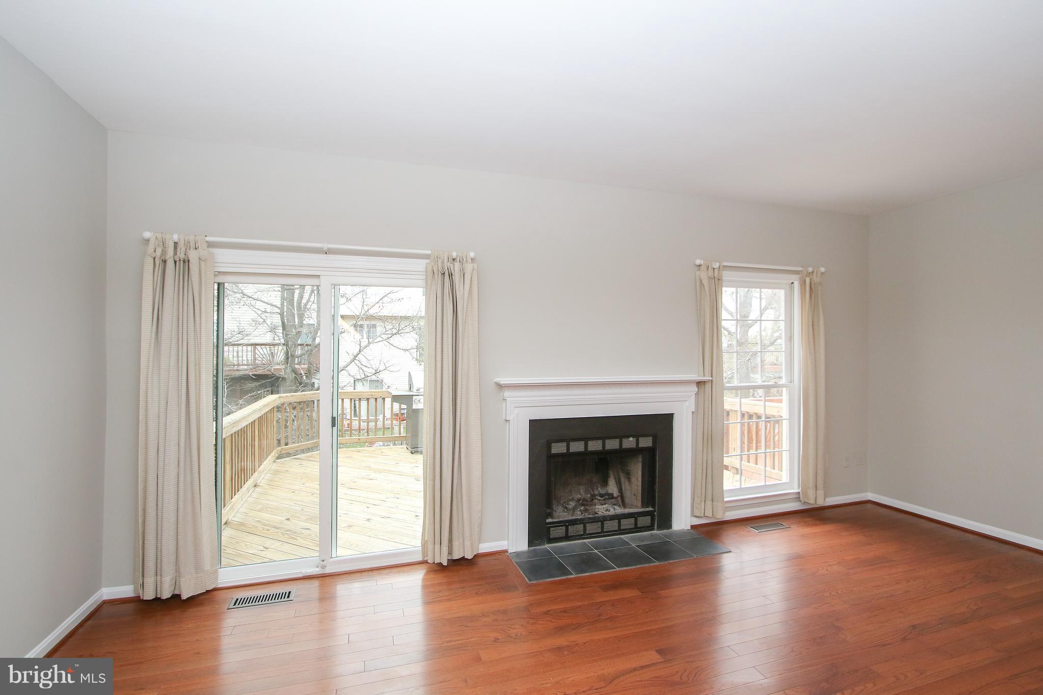 LIFESTYLE AT SULLY STATION - Residential