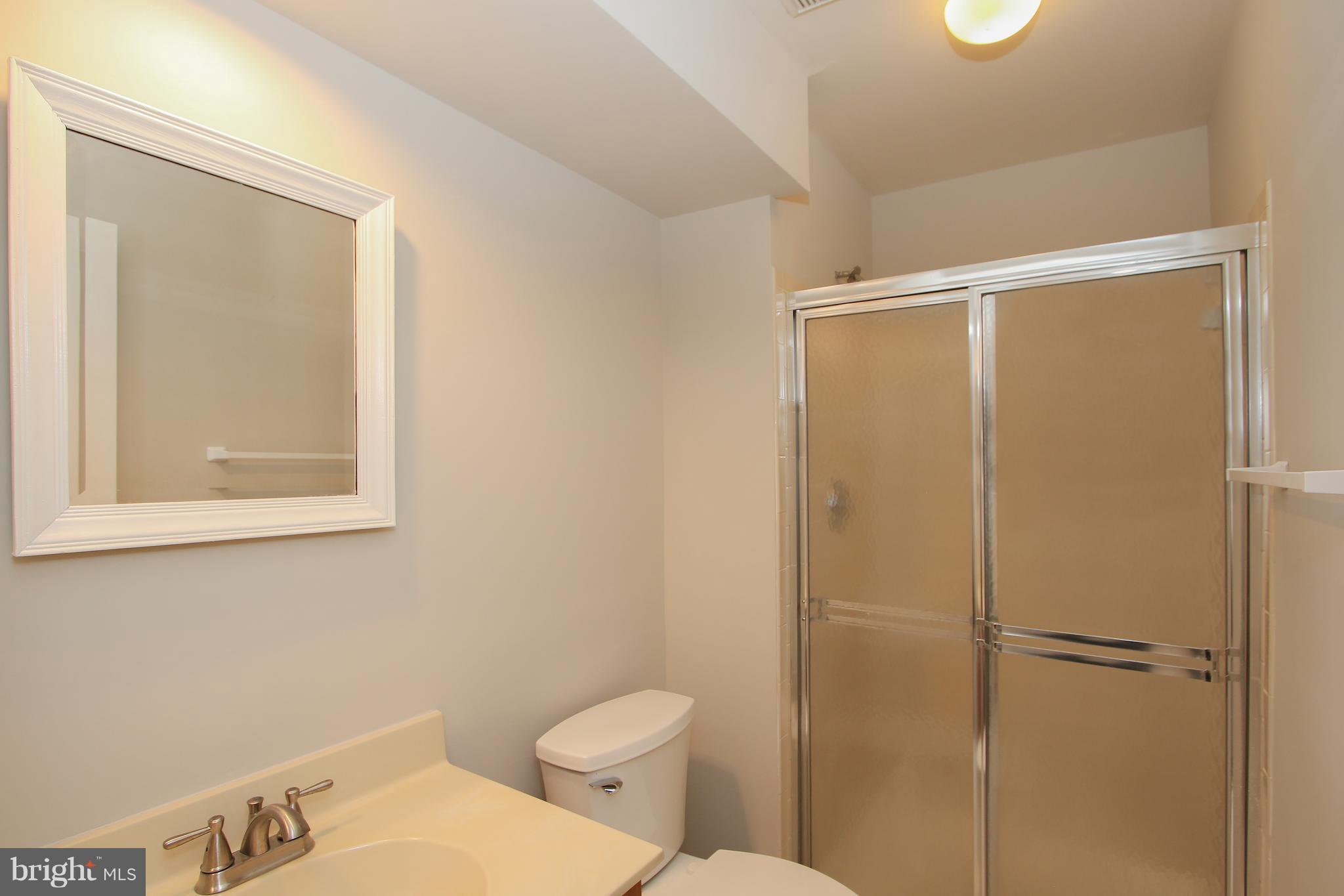 LIFESTYLE AT SULLY STATION - Residential