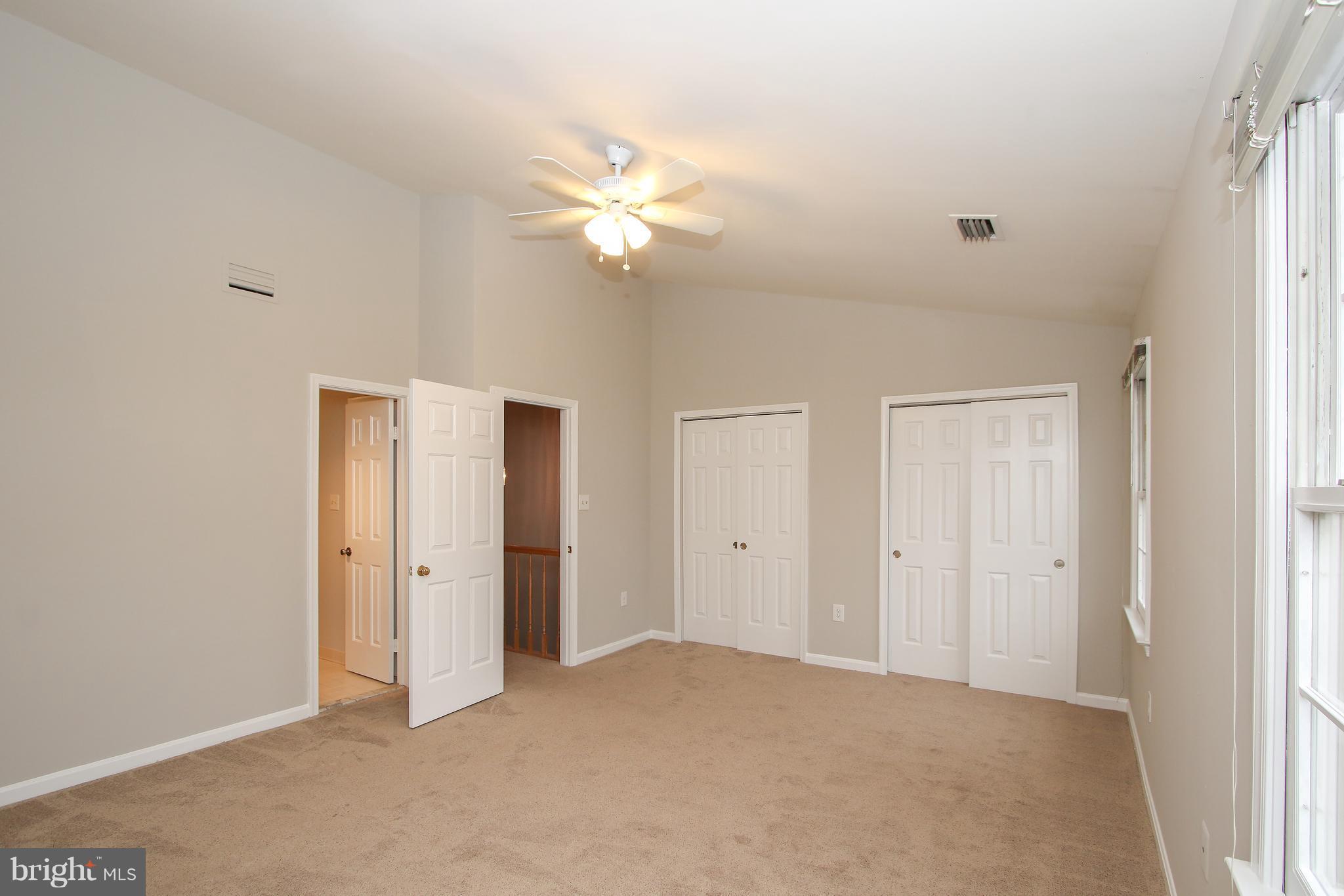 LIFESTYLE AT SULLY STATION - Residential