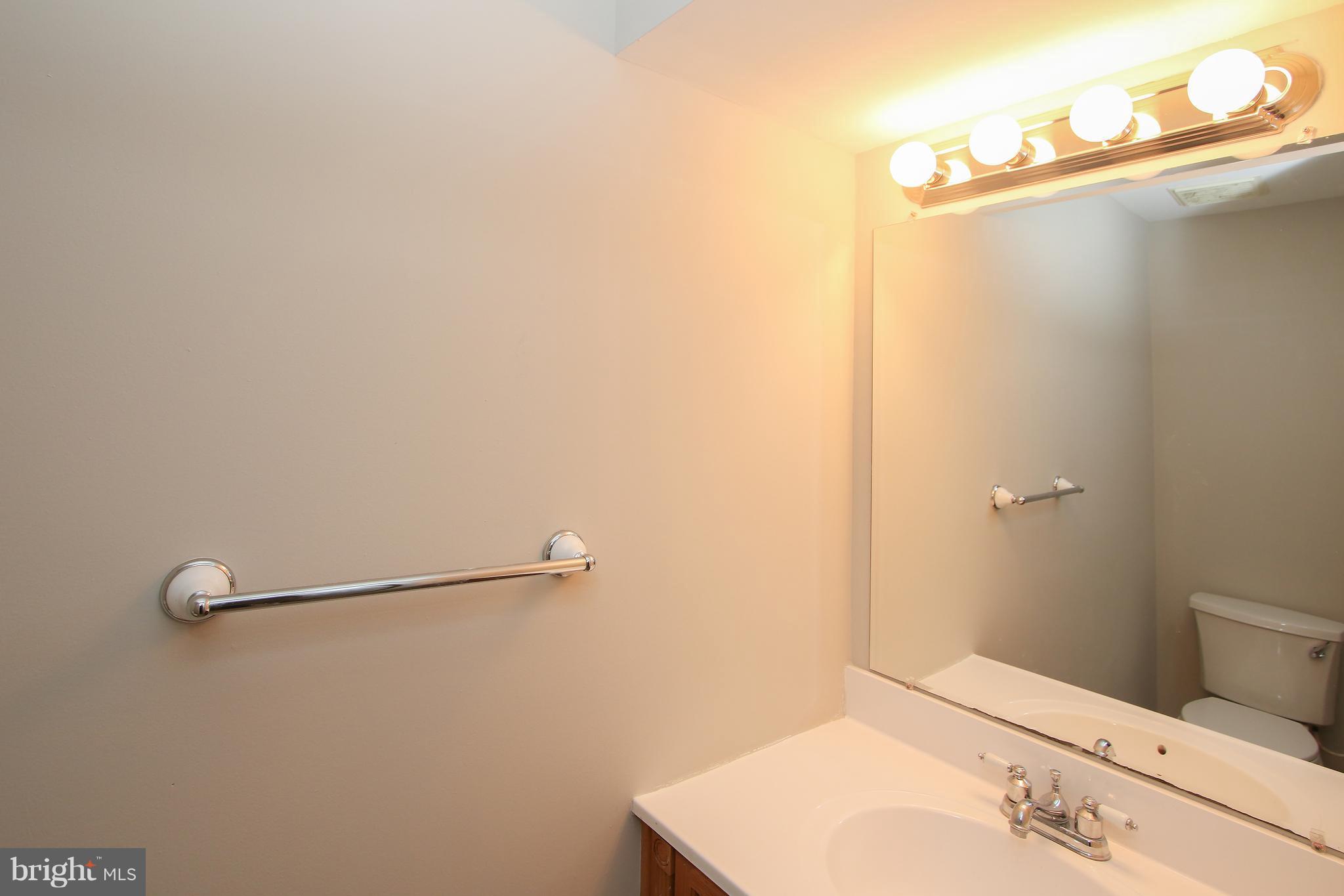 LIFESTYLE AT SULLY STATION - Residential