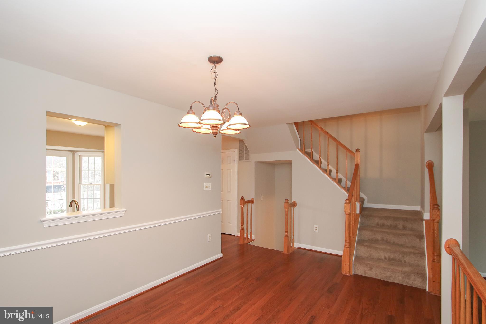 LIFESTYLE AT SULLY STATION - Residential