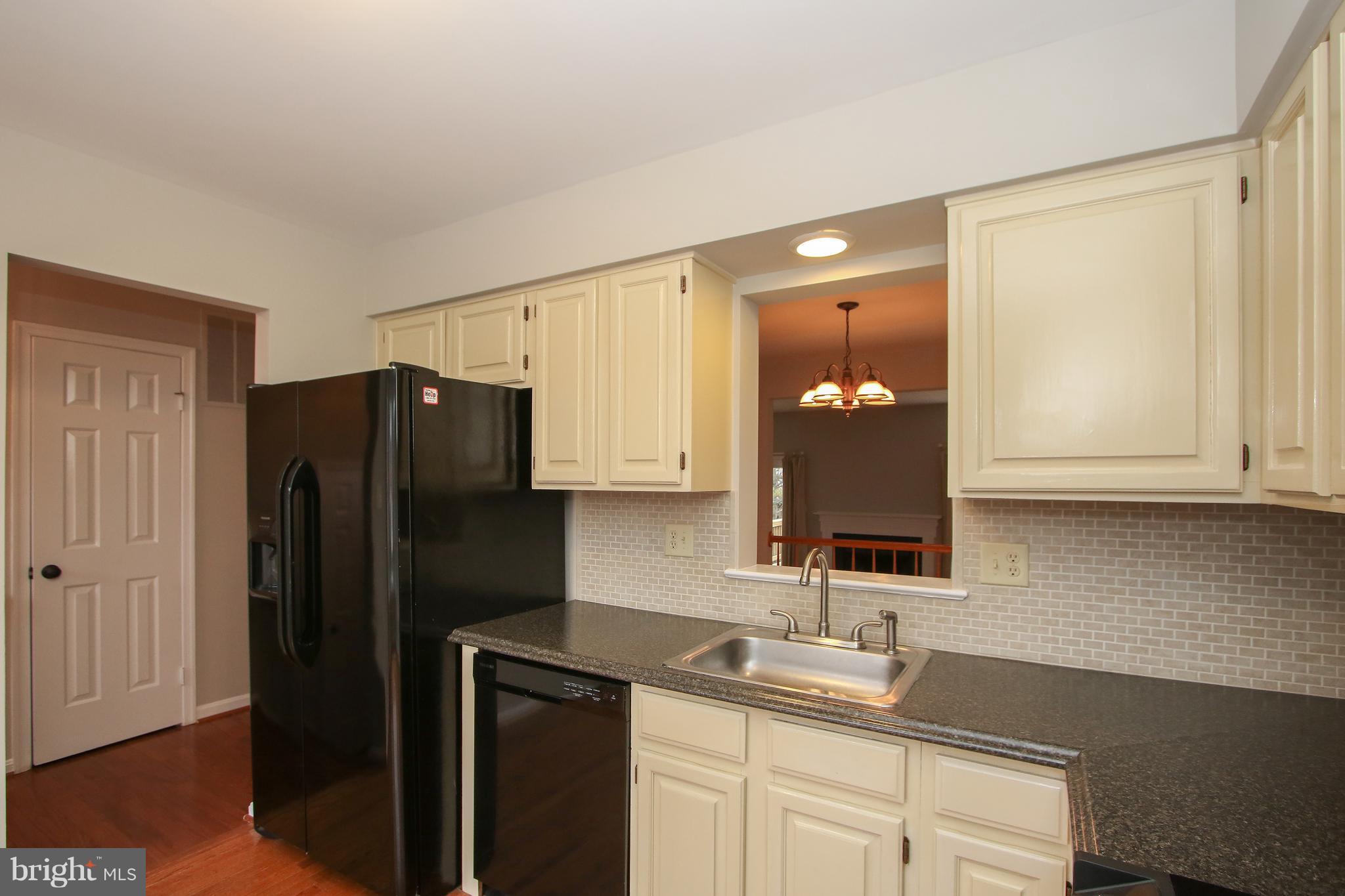 LIFESTYLE AT SULLY STATION - Residential