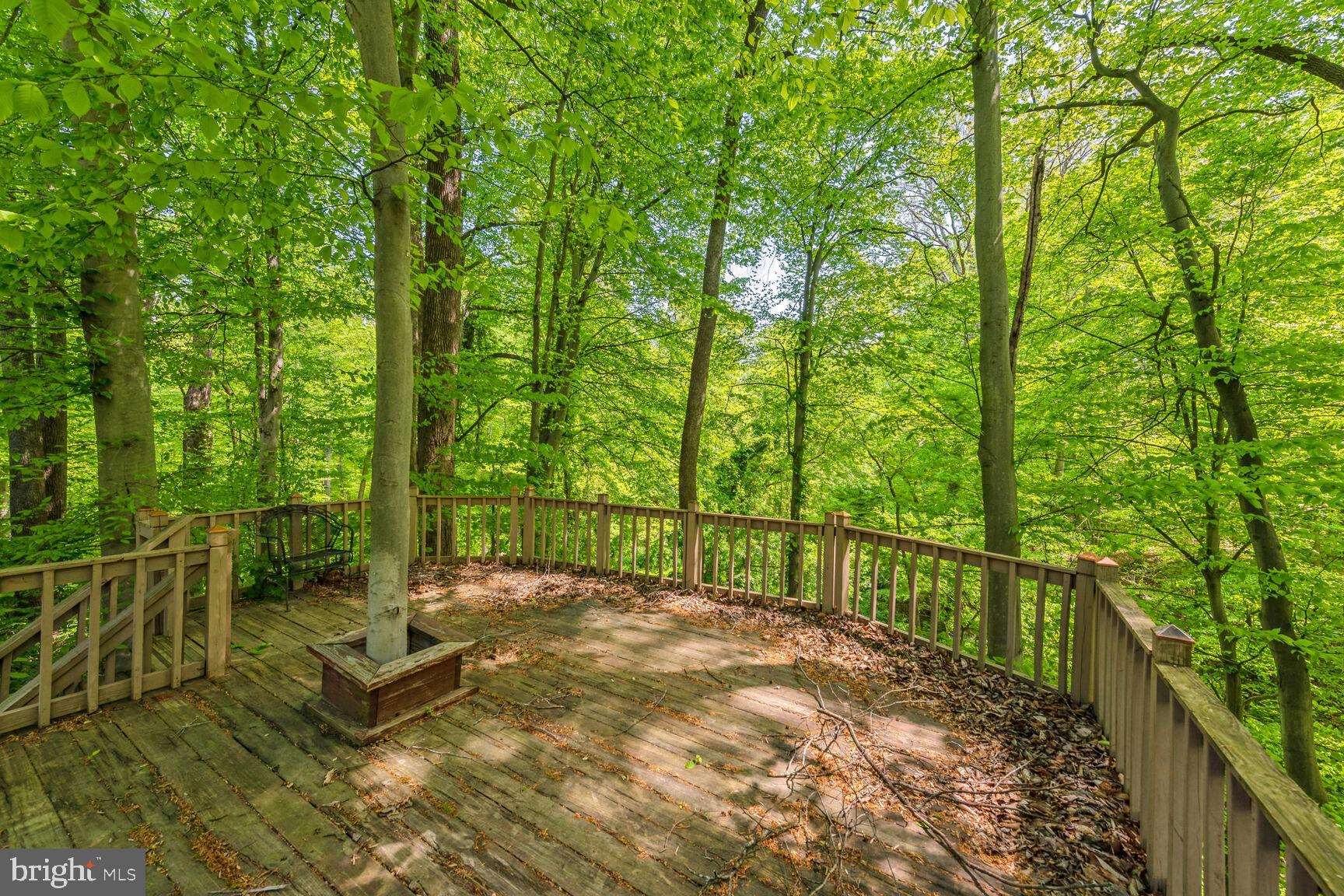 EAGLE ROCK - Residential