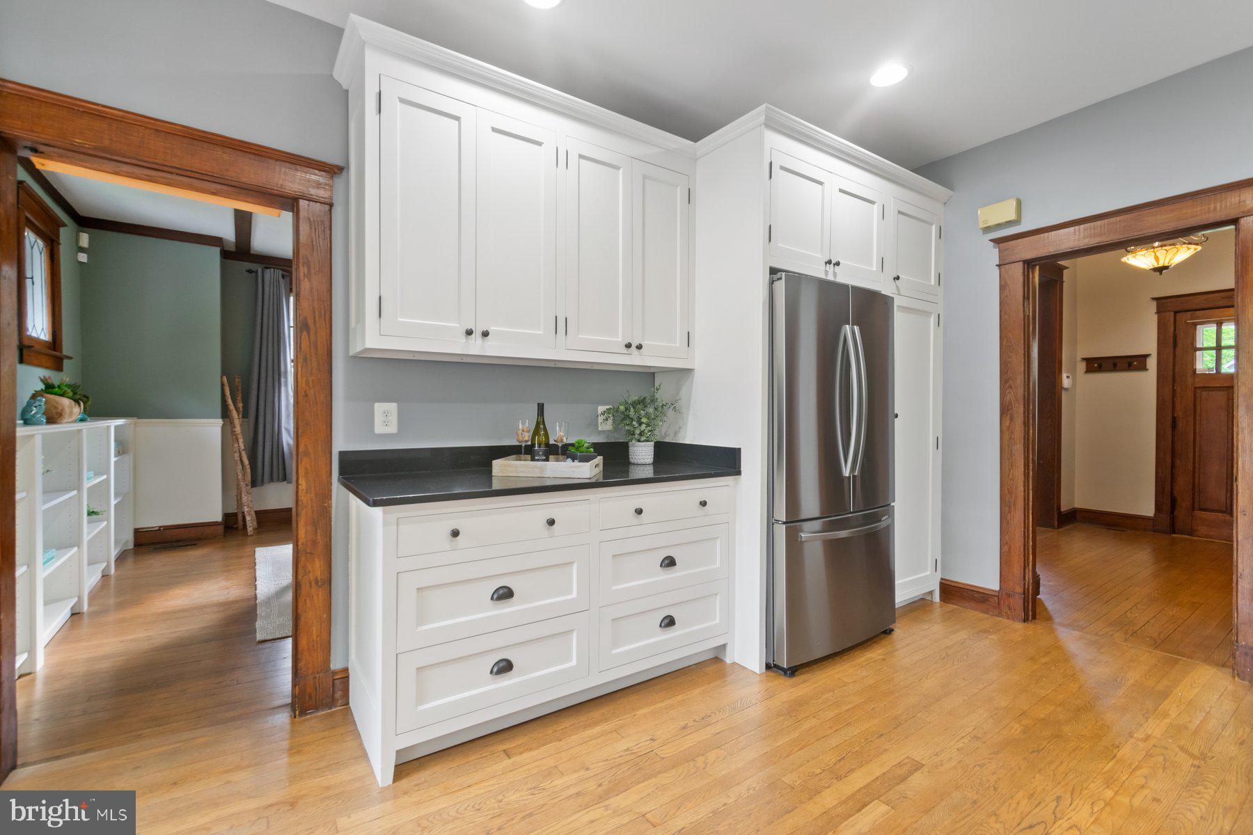 LAKE WALKER - Residential