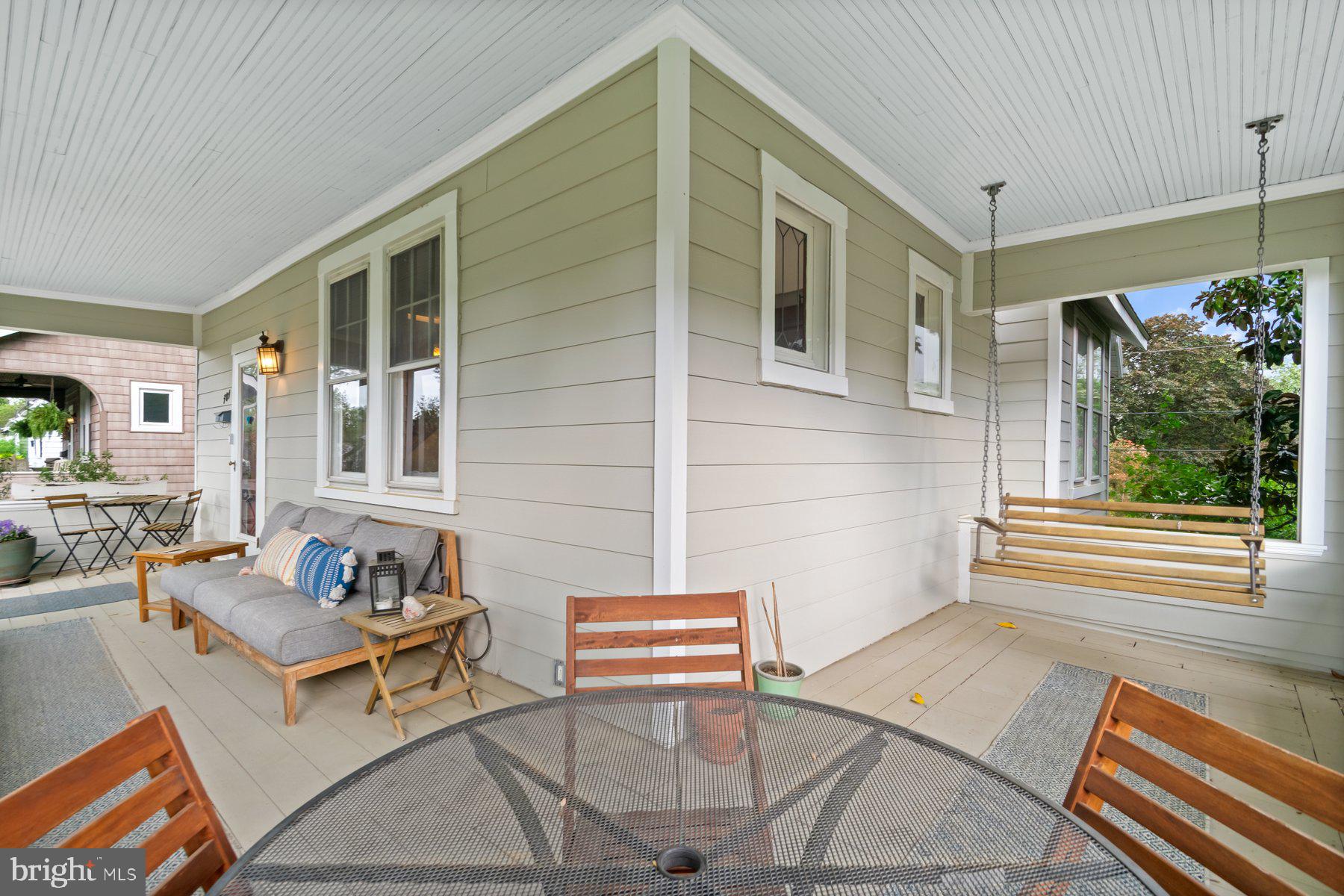 LAKE WALKER - Residential