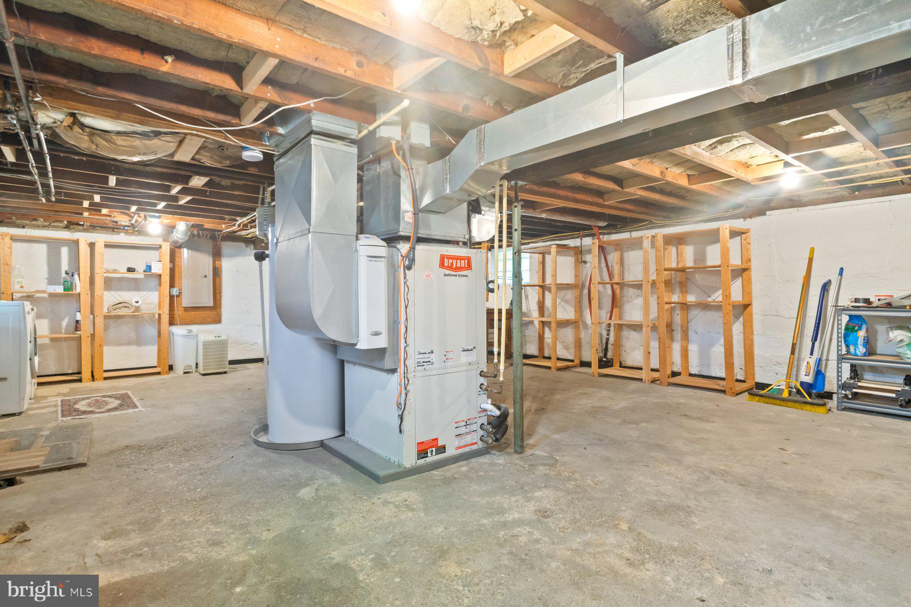 LAKE WALKER - Residential