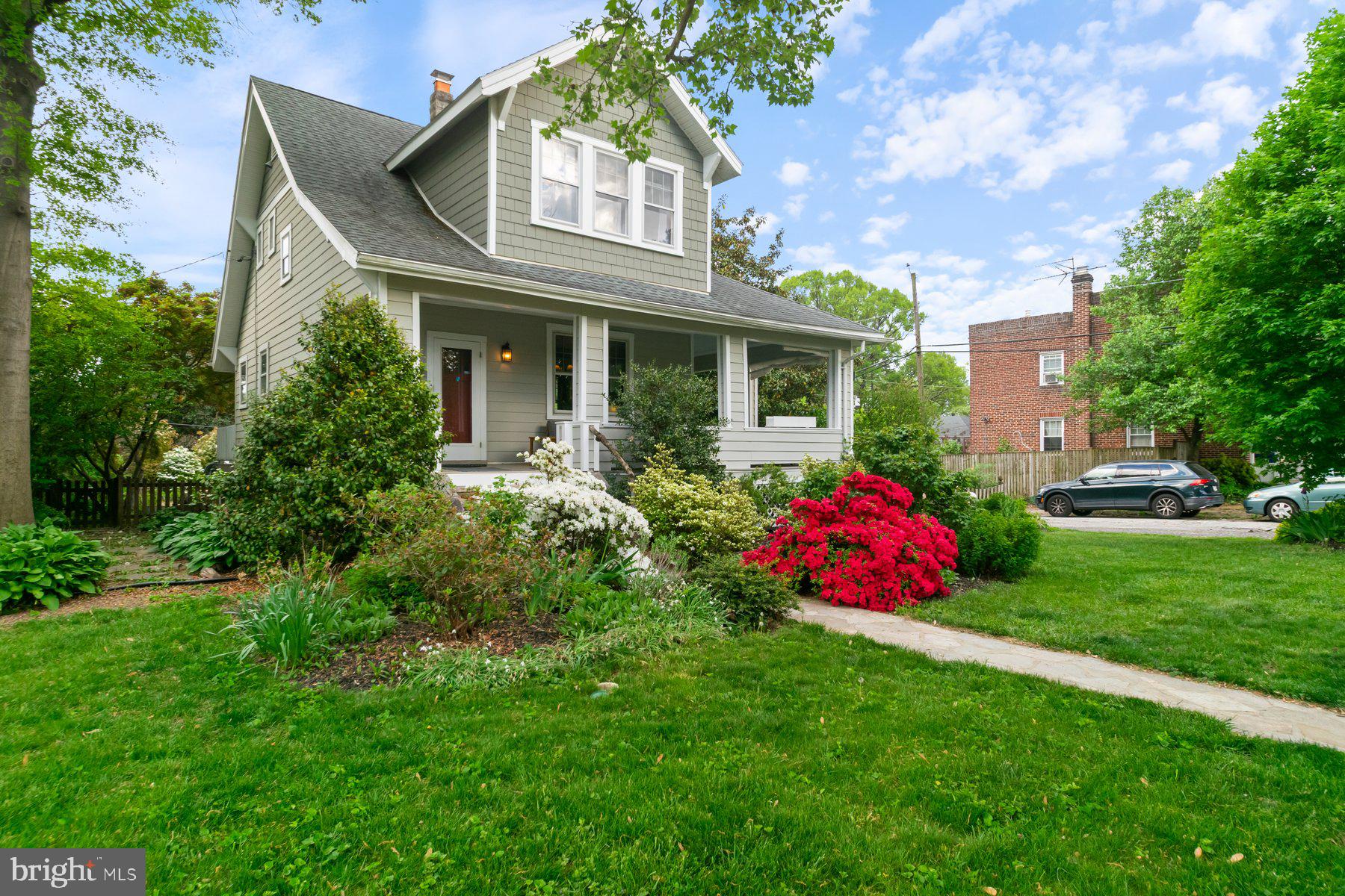 LAKE WALKER - Residential