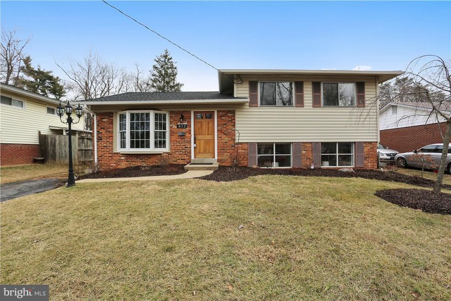 This beautifully appointed and turnkey 4 BD 2 BA Rockville home is perfect for entertaining and comfortable family living. Large living and dining room spills into gorgeous renovated kitchen with granite and SS Appl.  Updated baths and refinished HDWD floors. Family room in Lower Level and spacious Florida-Room addition and fenced in yard. Excellent schools. EVERYTHING is minutes away.