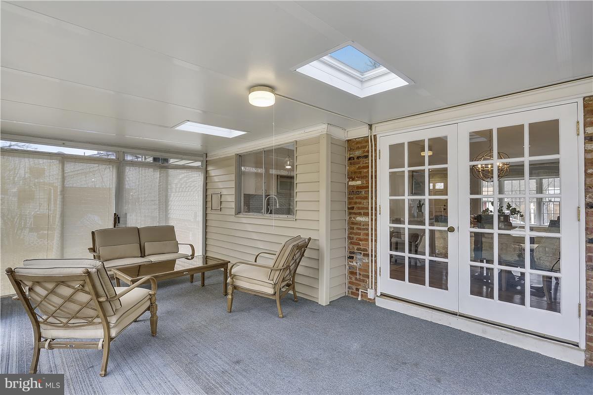 HUNGERFORD - Residential