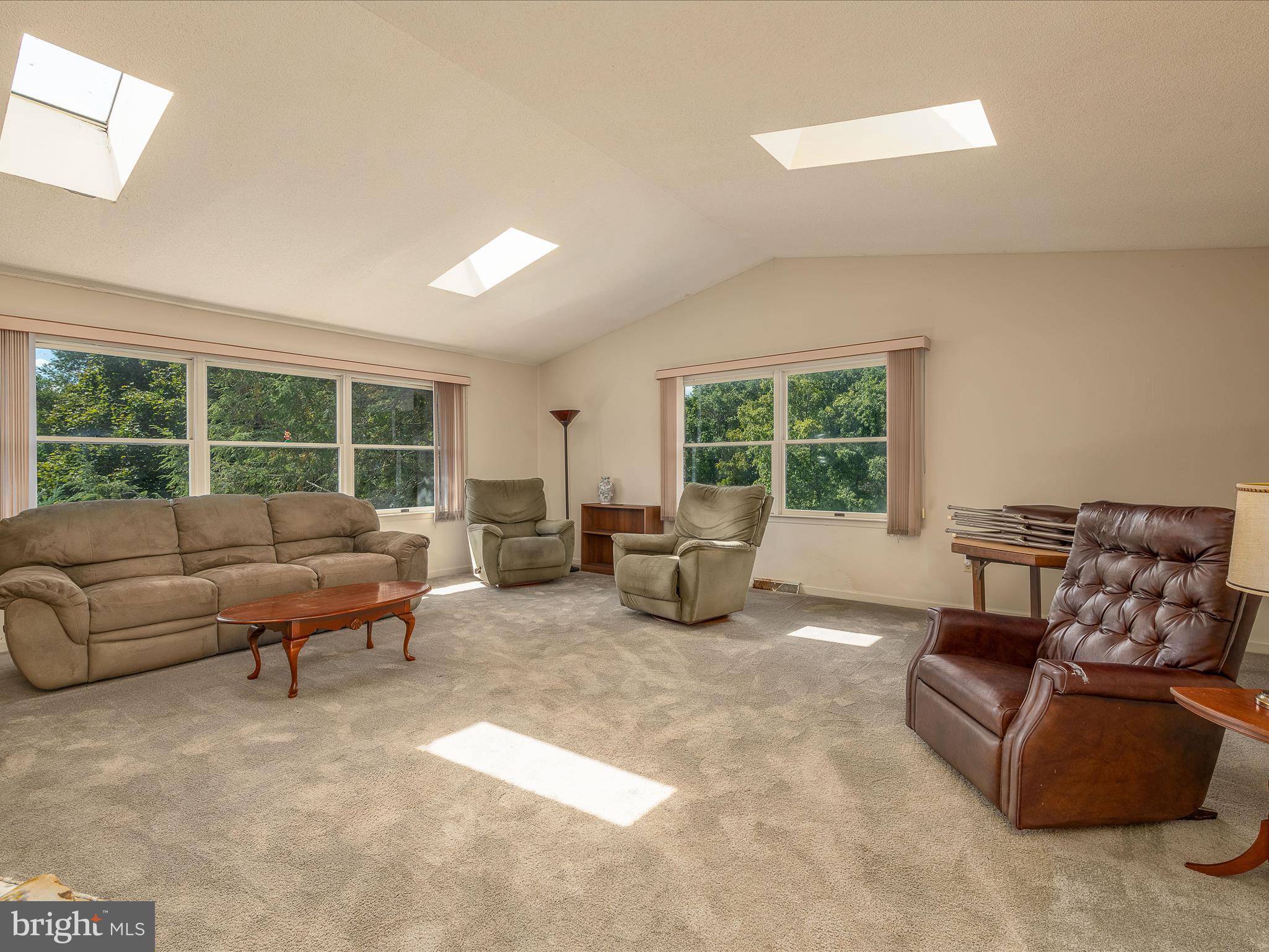 OAKWOOD - Residential