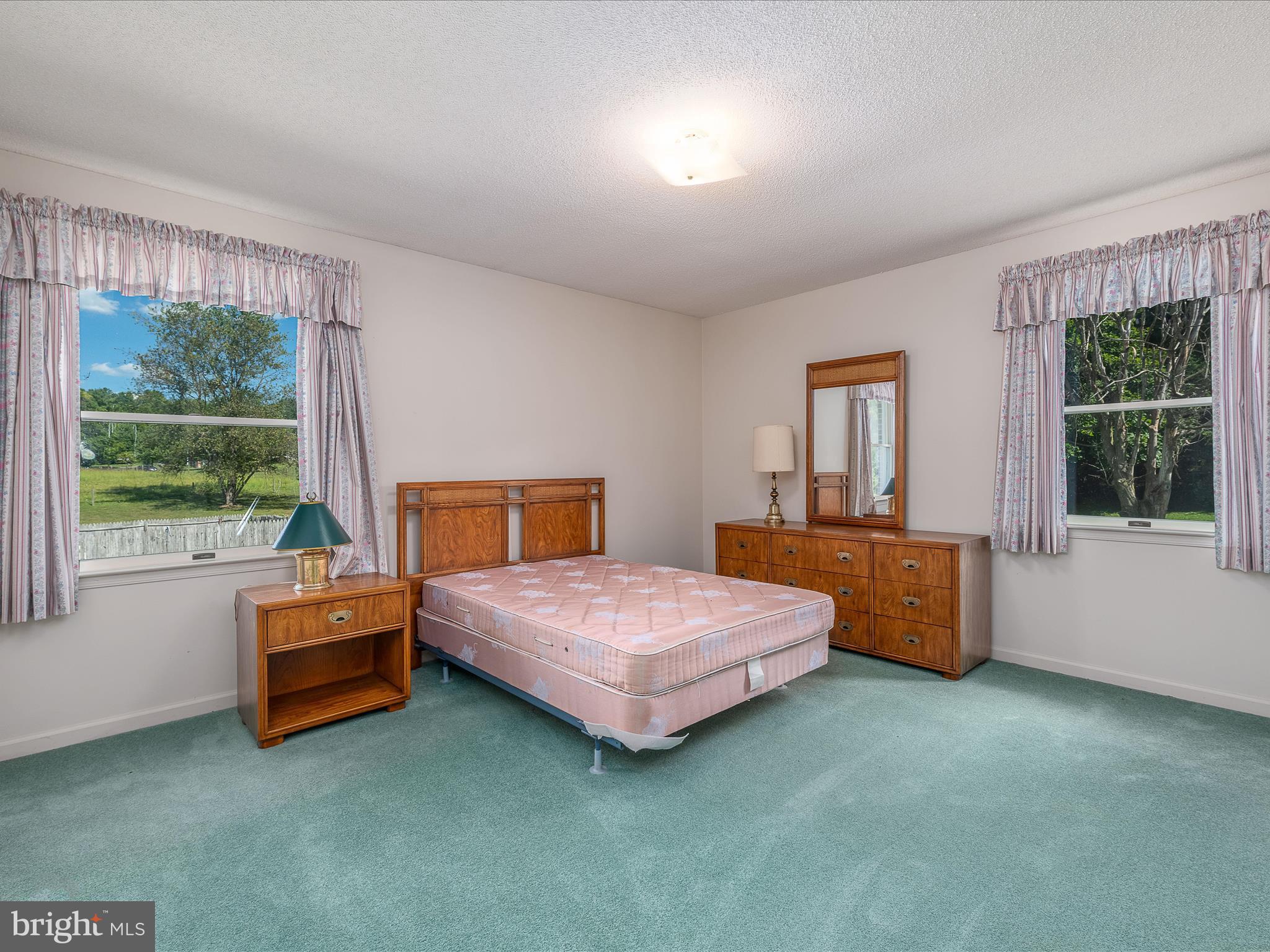 OAKWOOD - Residential