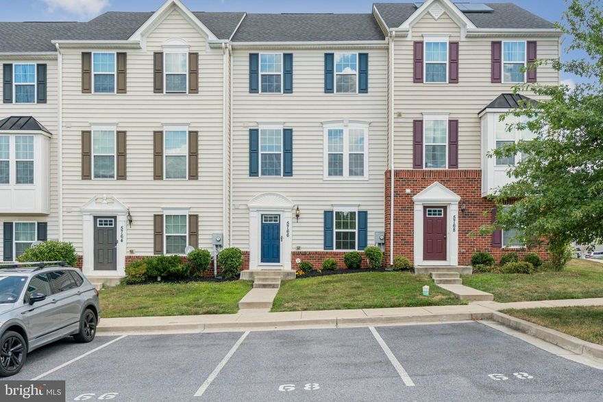 Welcome to Holly Ridge! This beautiful 3-level townhome in the sought-after Oakdale school district offers 4 bedrooms, 2.5 bathrooms, and designer accents throughout. On the entry level, you’ll find a versatile rec room with a custom built-in entertainment center, plus a bedroom that’s perfect for guests, a home office, or workout space. The main level features soaring 9’ ceilings, a spacious living room, a guest half bath, and a stunning kitchen with plenty of cabinets and countertop space for all your cooking needs. A generous dining area flows seamlessly to the rear deck—ideal for entertaining or enjoying quiet evenings outdoors. Upstairs, the primary suite boasts a walk-in closet and a private full bath. Two additional bedrooms, another full bath, and a convenient upper-level laundry complete this floor. Outside, enjoy a white privacy fence and space for play or relaxation. This move-in ready home combines style, functionality, and location—don’t miss your chance to make it yours!