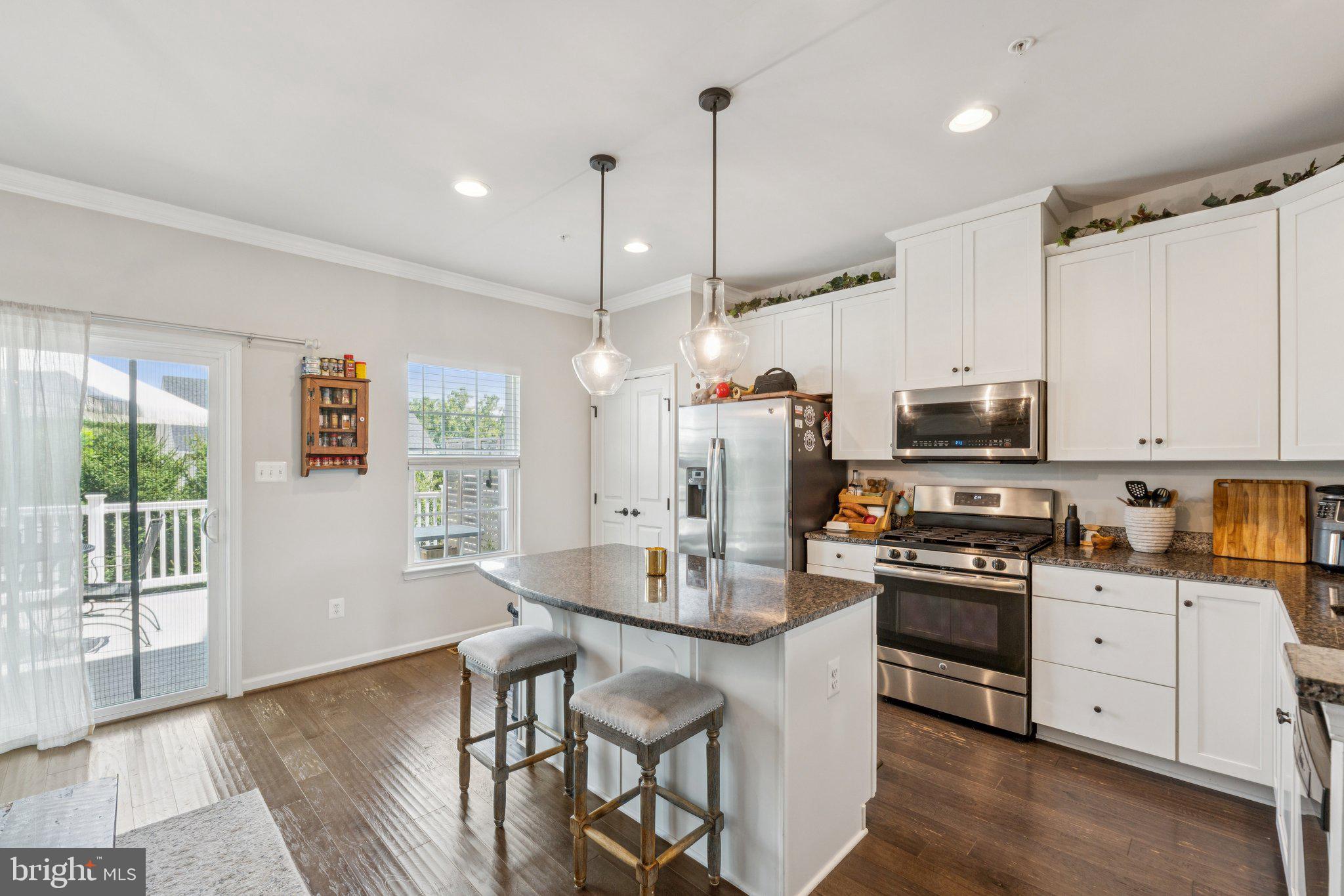 HOLLY RIDGE - Residential