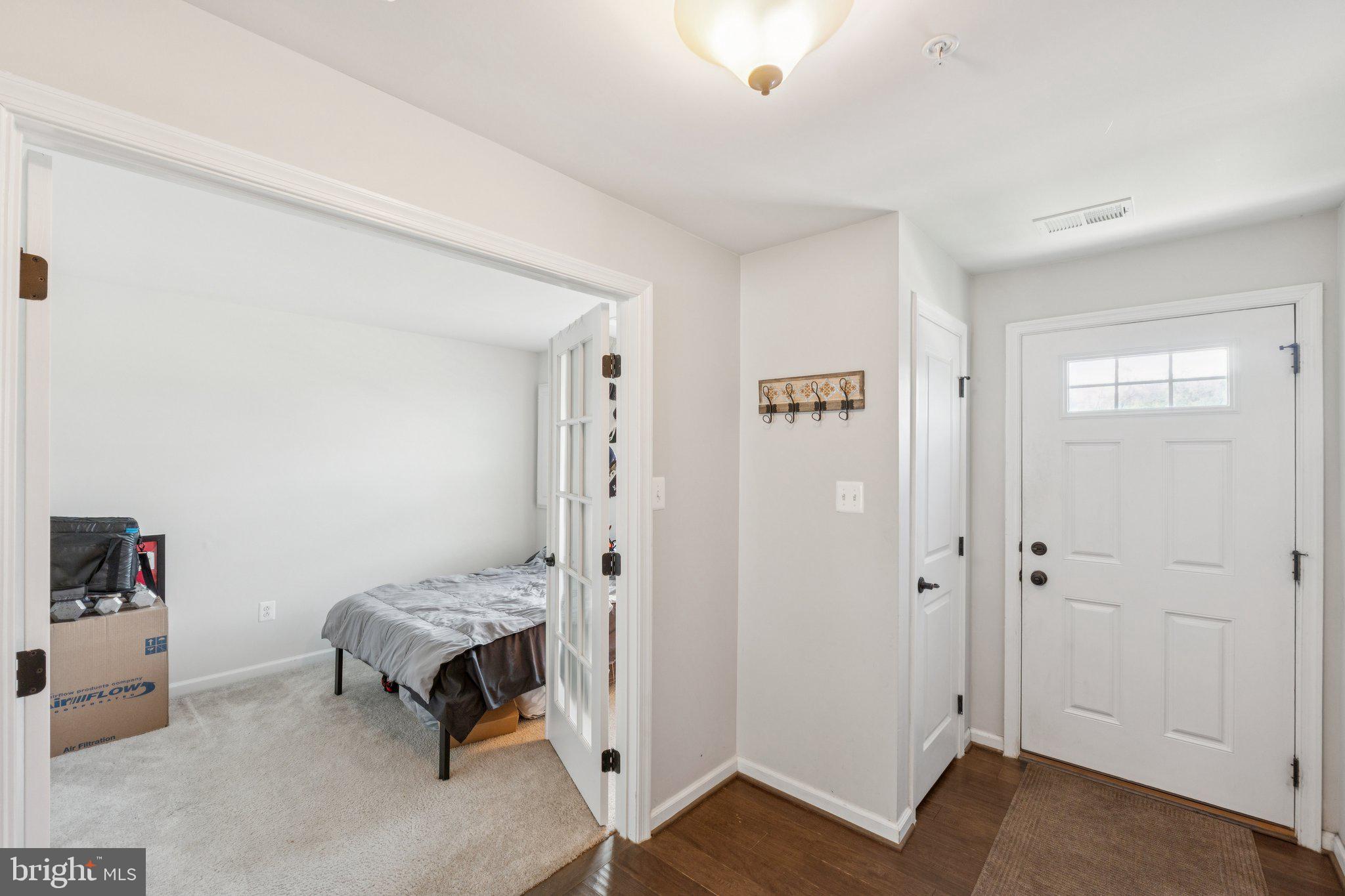 HOLLY RIDGE - Residential