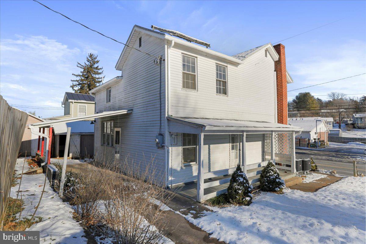 TOMS BROOK - Residential