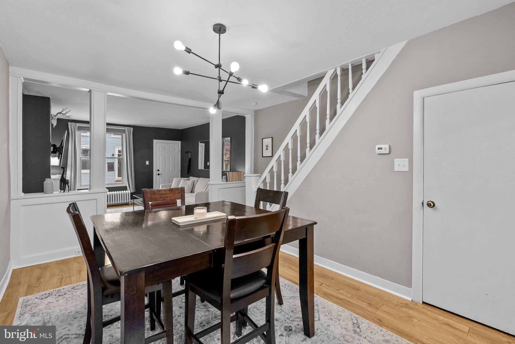 EAST FALLS - Residential