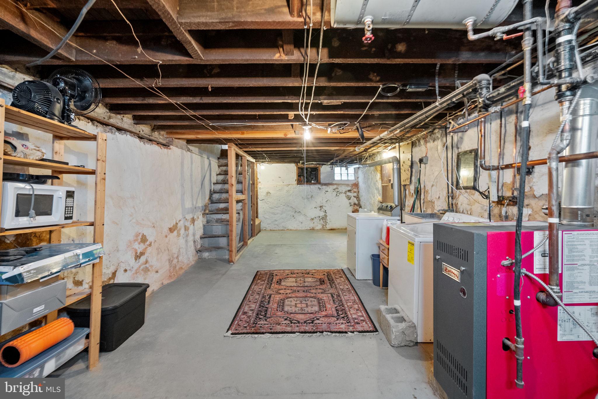 EAST FALLS - Residential