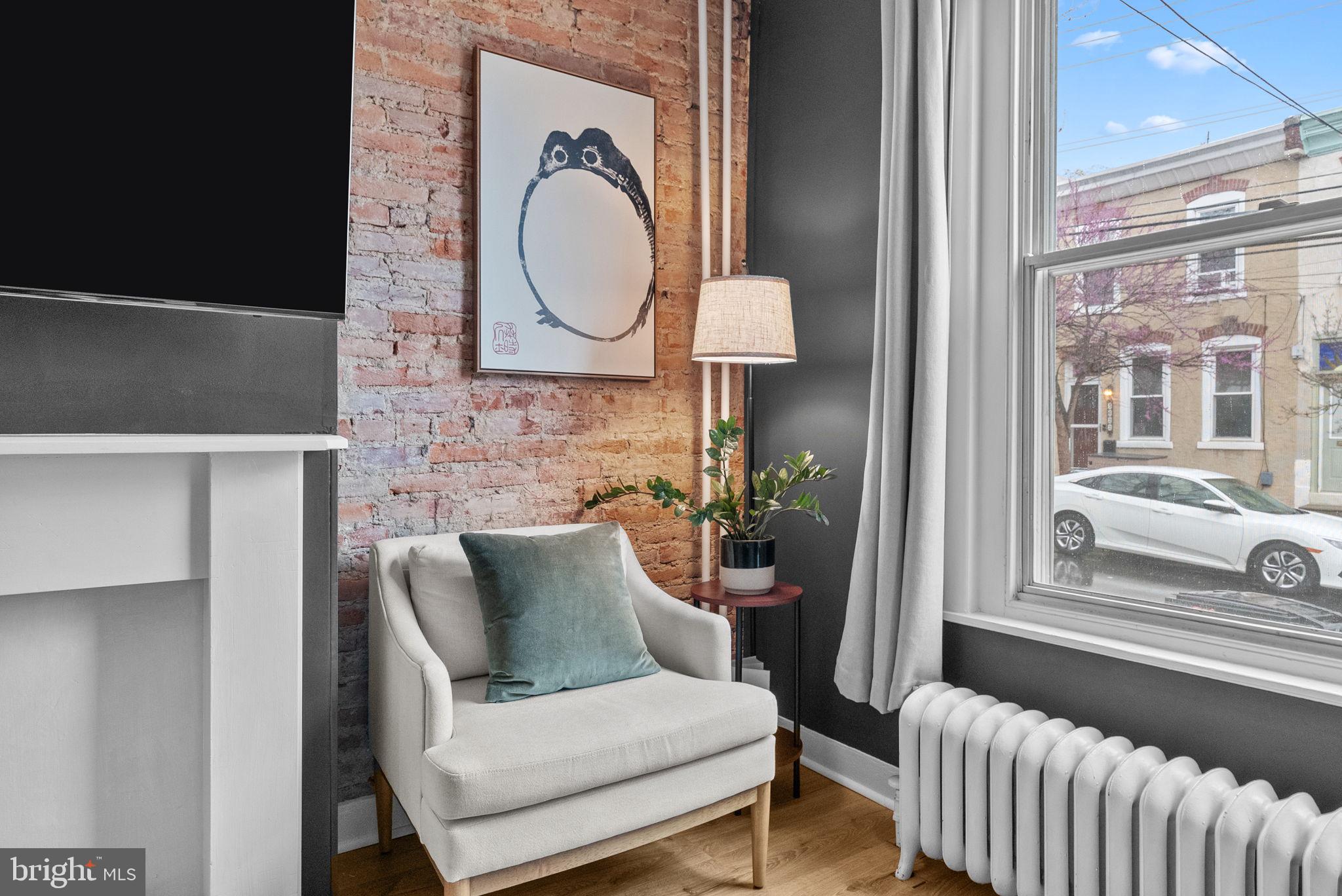 EAST FALLS - Residential