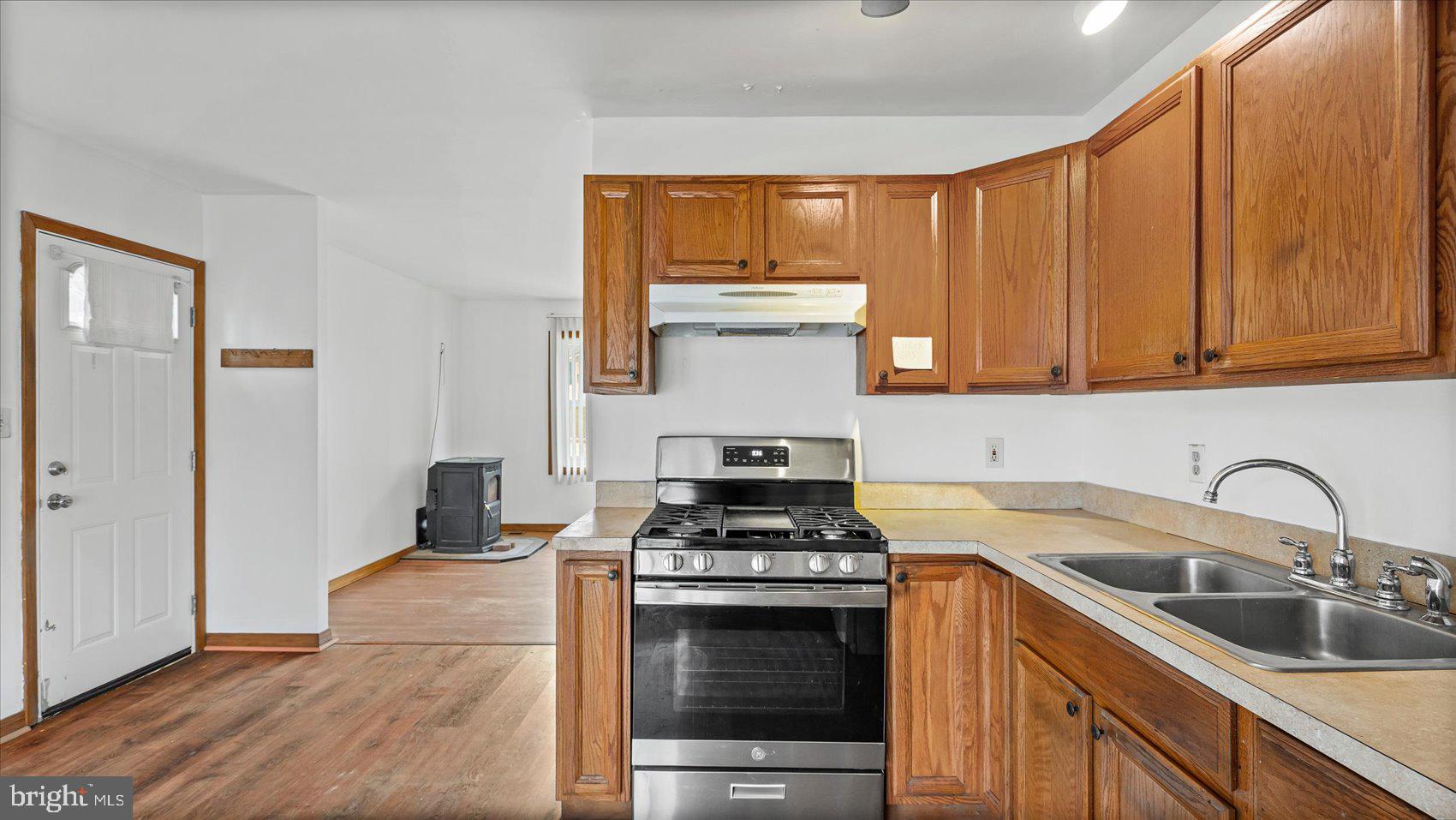 EDGE MEAD - Residential