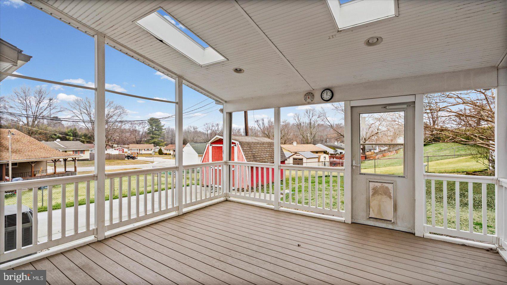 EDGE MEAD - Residential