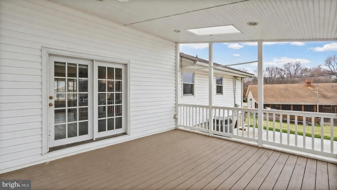 EDGE MEAD - Residential