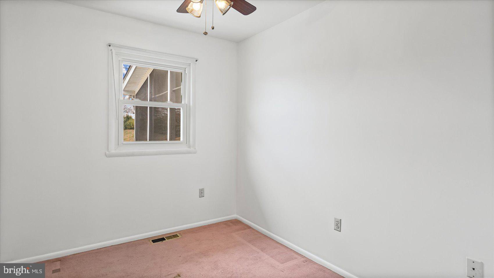 EDGE MEAD - Residential