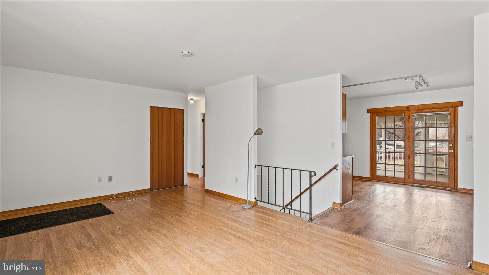 EDGE MEAD - Residential