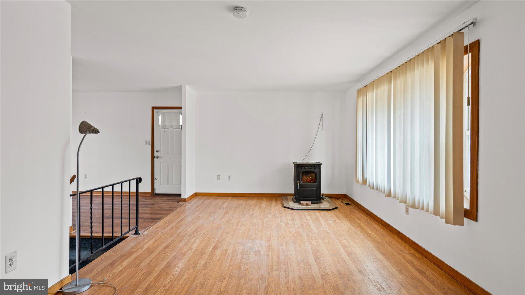 EDGE MEAD - Residential