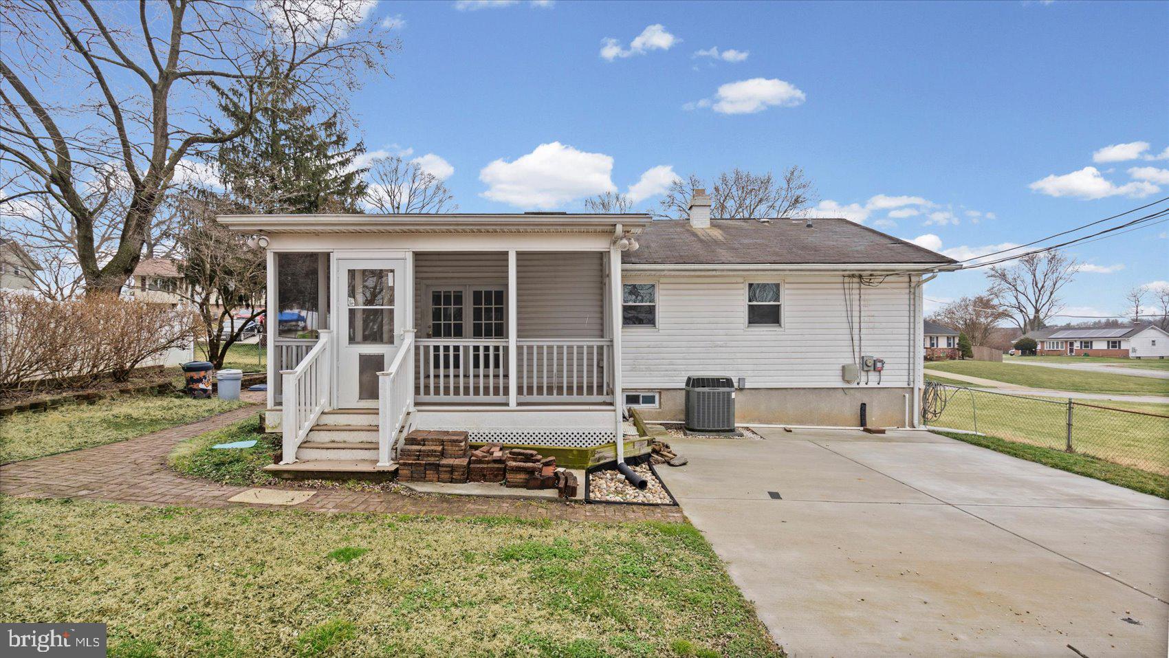 EDGE MEAD - Residential