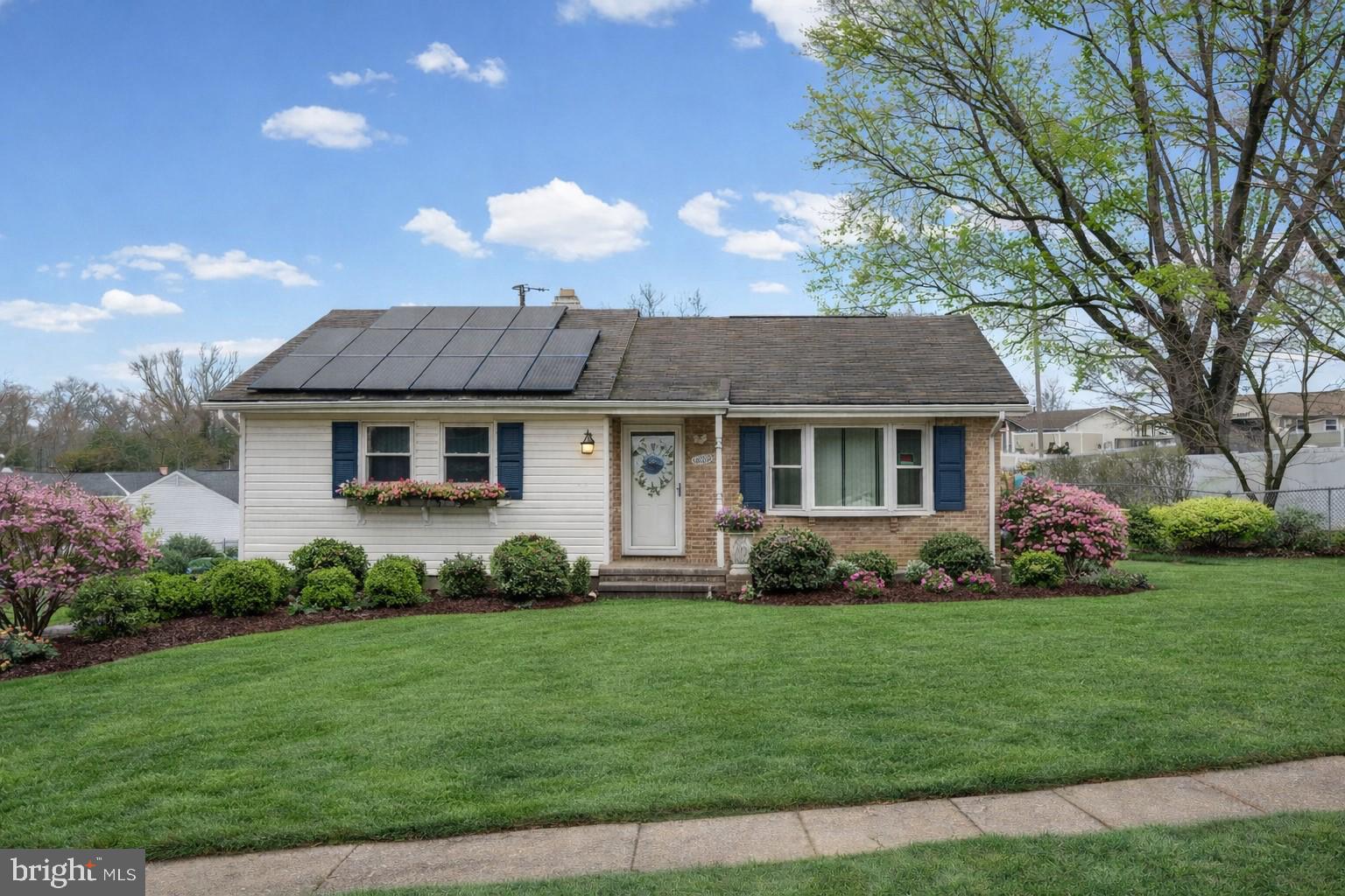 EDGE MEAD - Residential