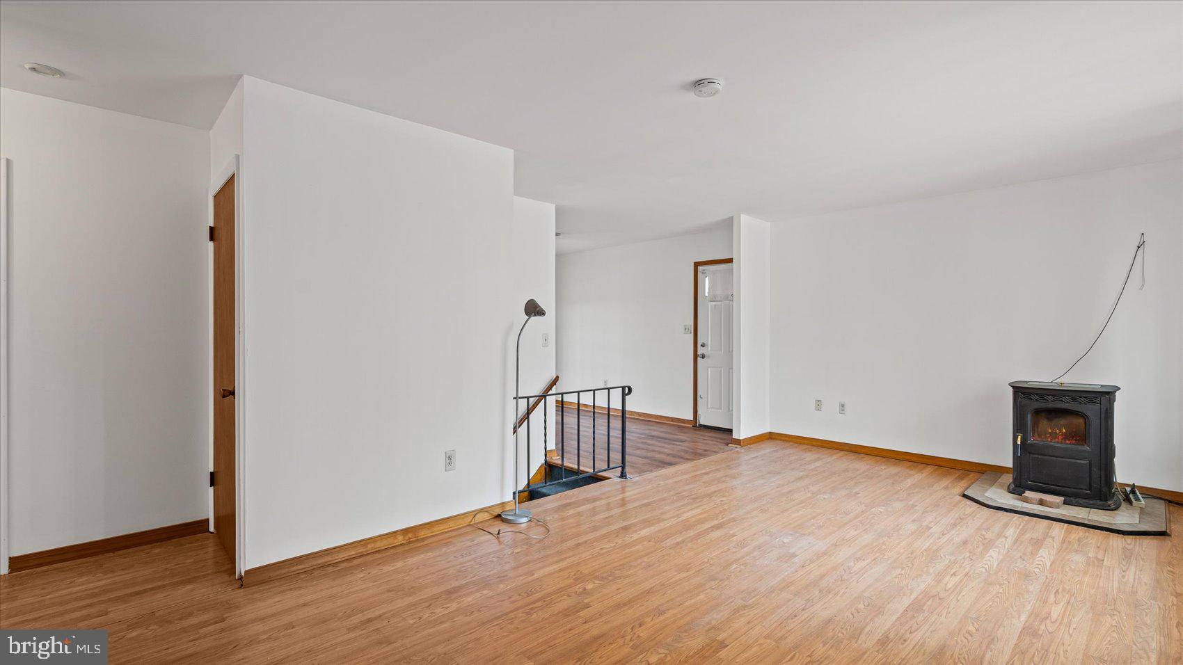 EDGE MEAD - Residential