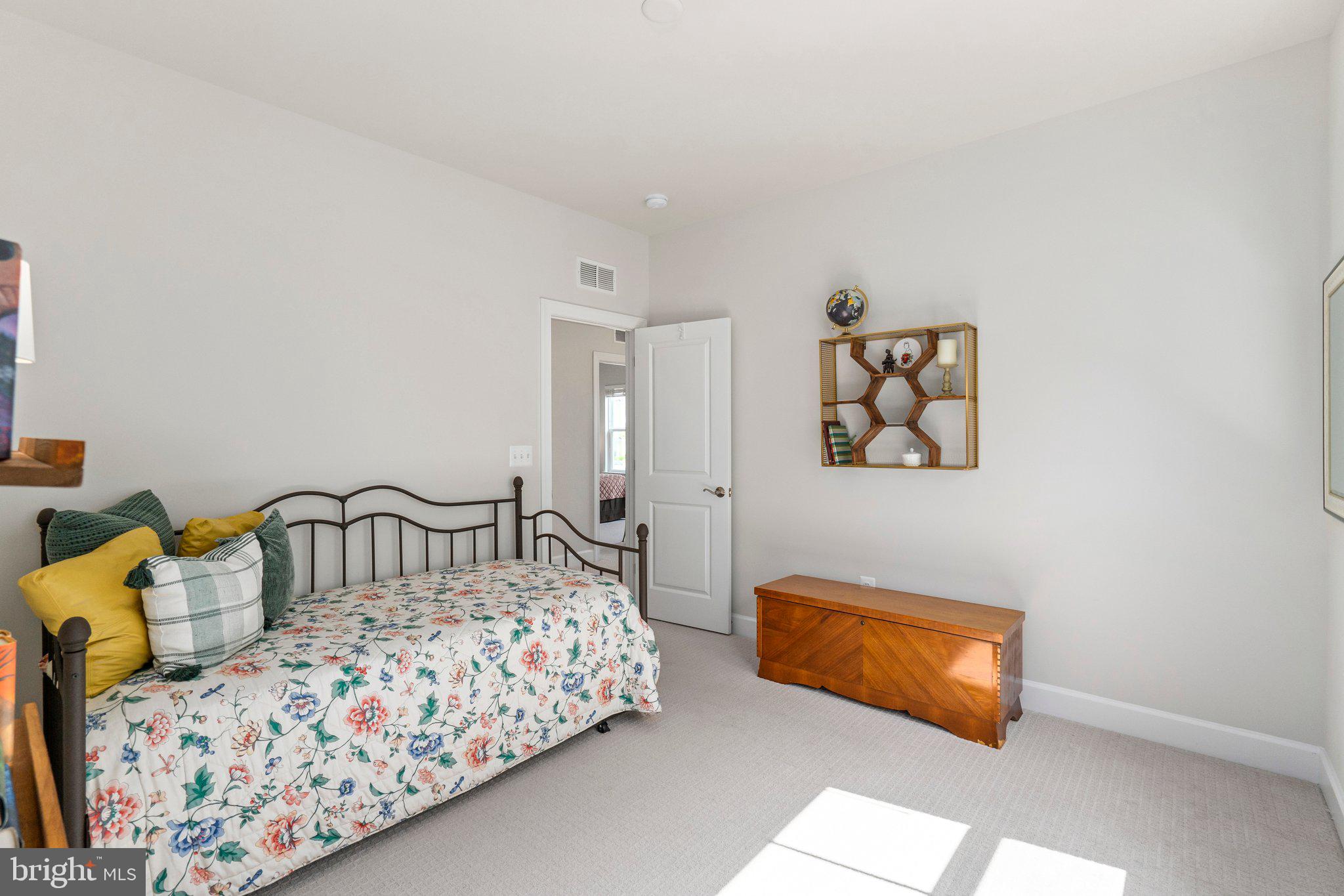 EMBREY MILL - Residential