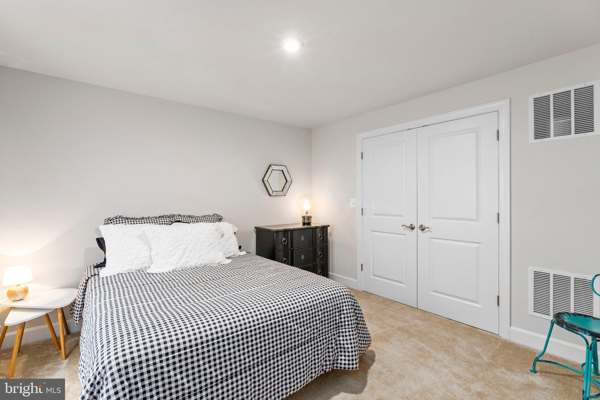 EMBREY MILL - Residential