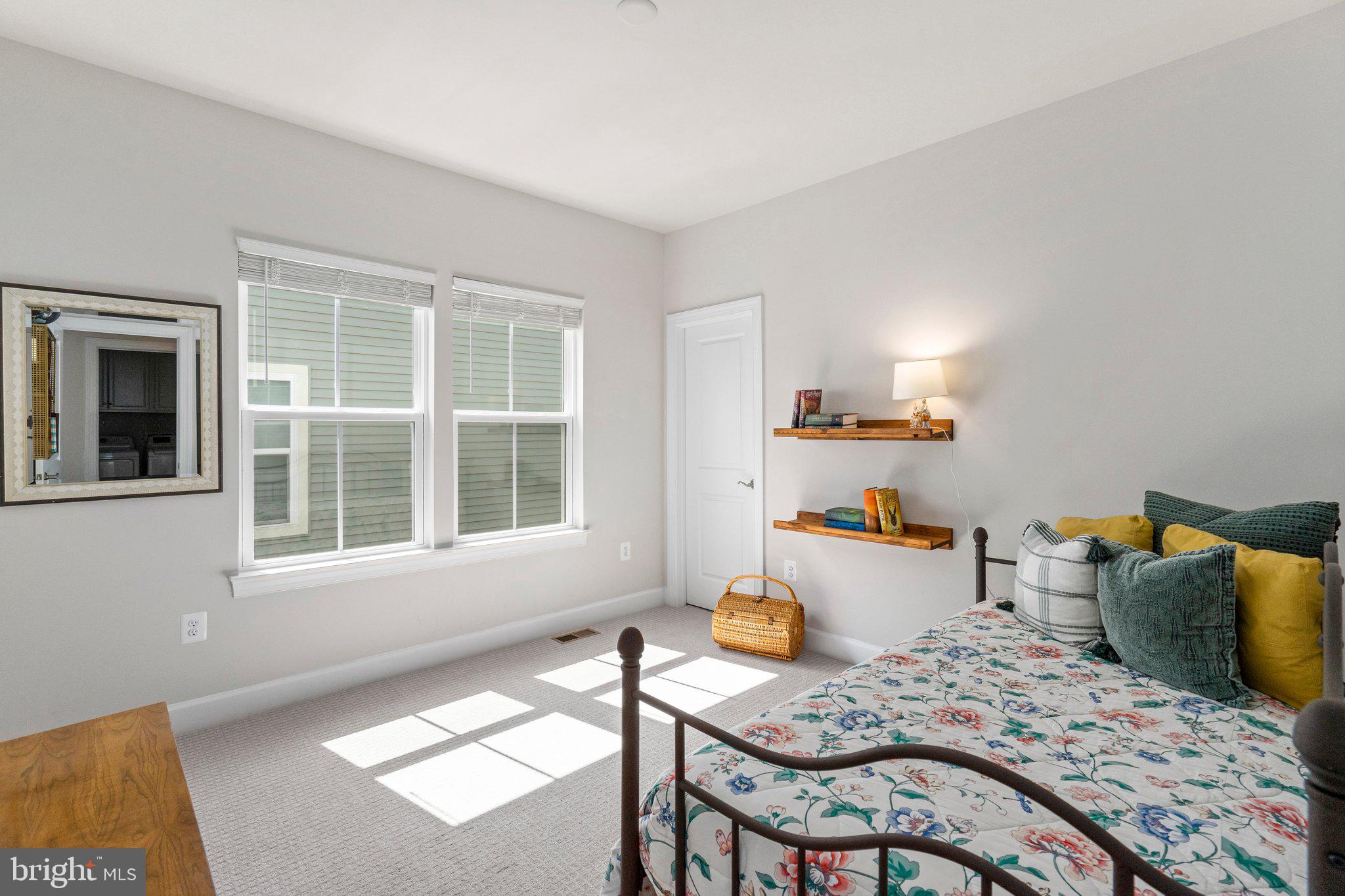 EMBREY MILL - Residential