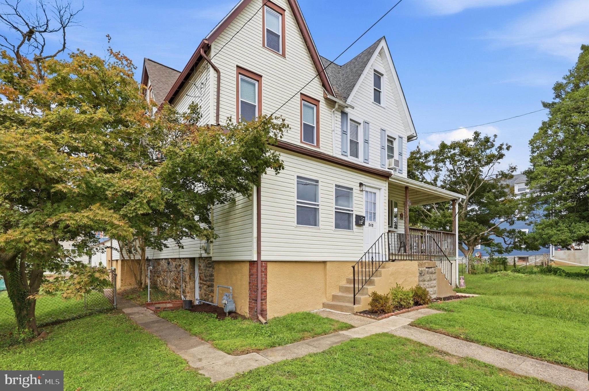 549 DELAWARE AVENUE