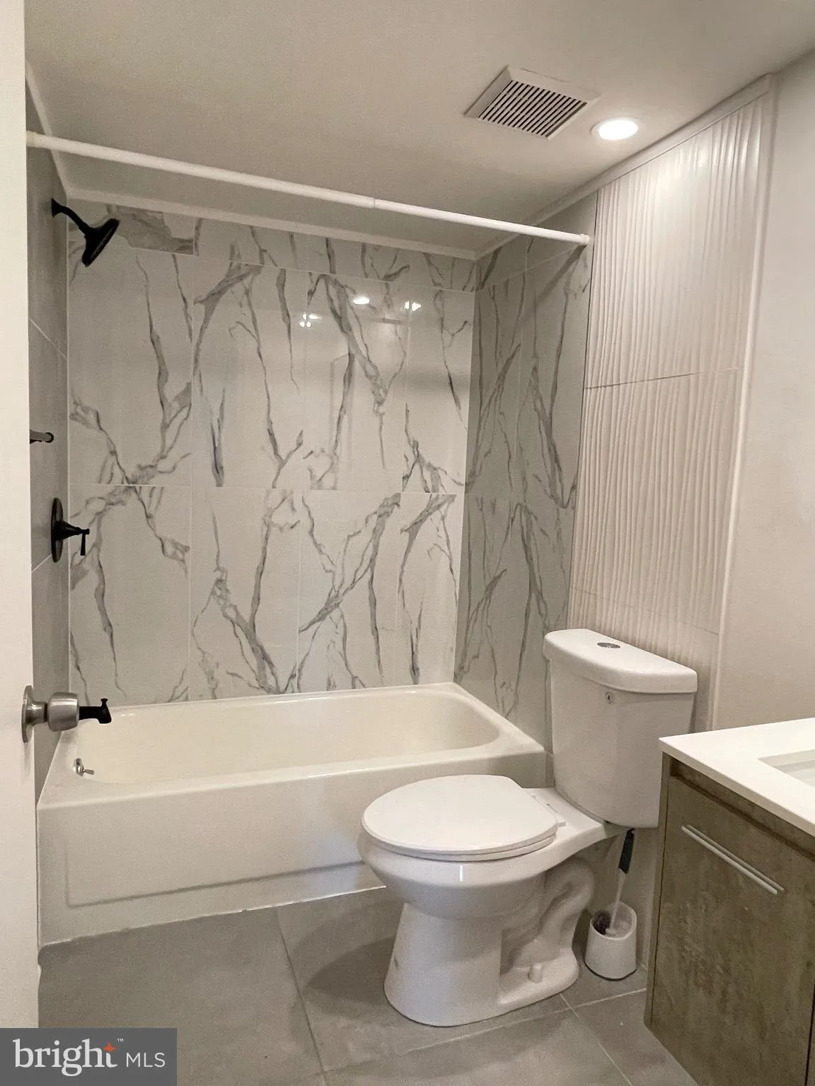 Chesterbrook, Pennsylvania 19087, United States, 2 Bedrooms Bedrooms, ,2 BathroomsBathrooms,Residential,Active,205814