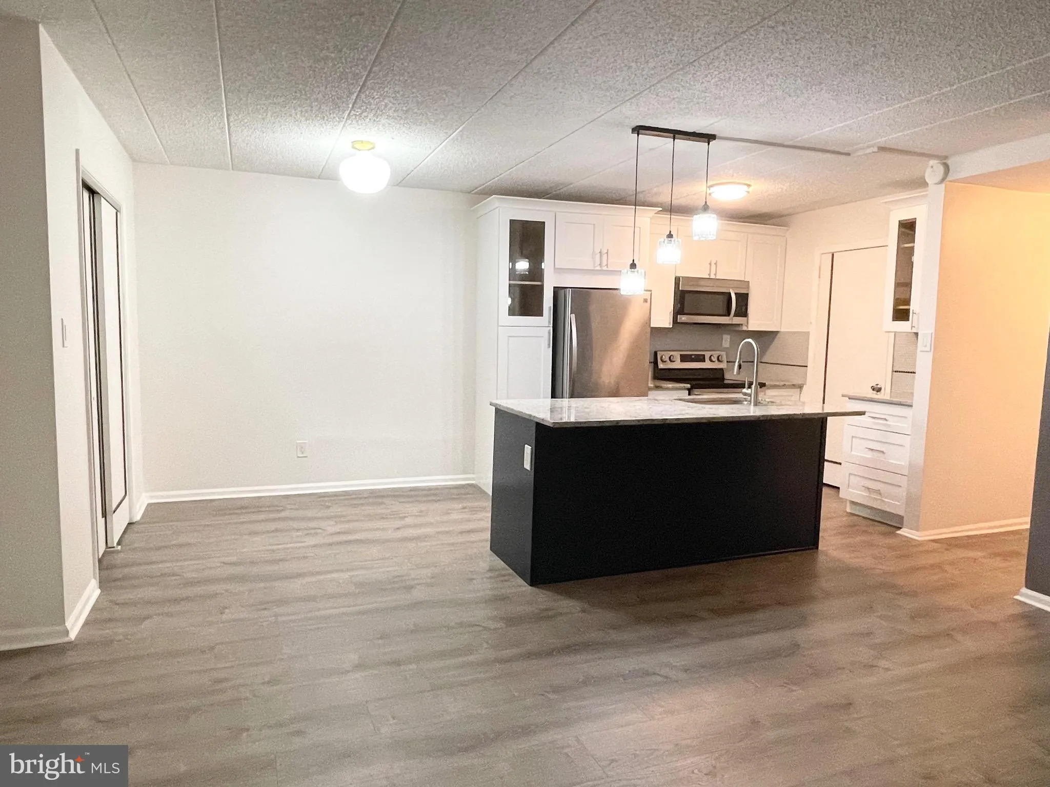 Chesterbrook, Pennsylvania 19087, United States, 2 Bedrooms Bedrooms, ,2 BathroomsBathrooms,Residential,Active,205814