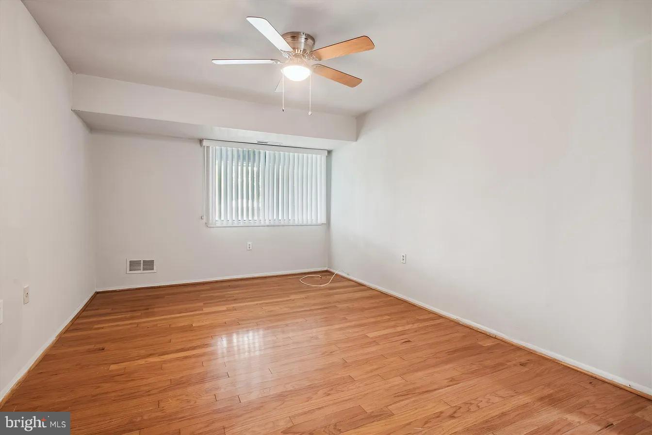 ROCKLAND RUN - Residential