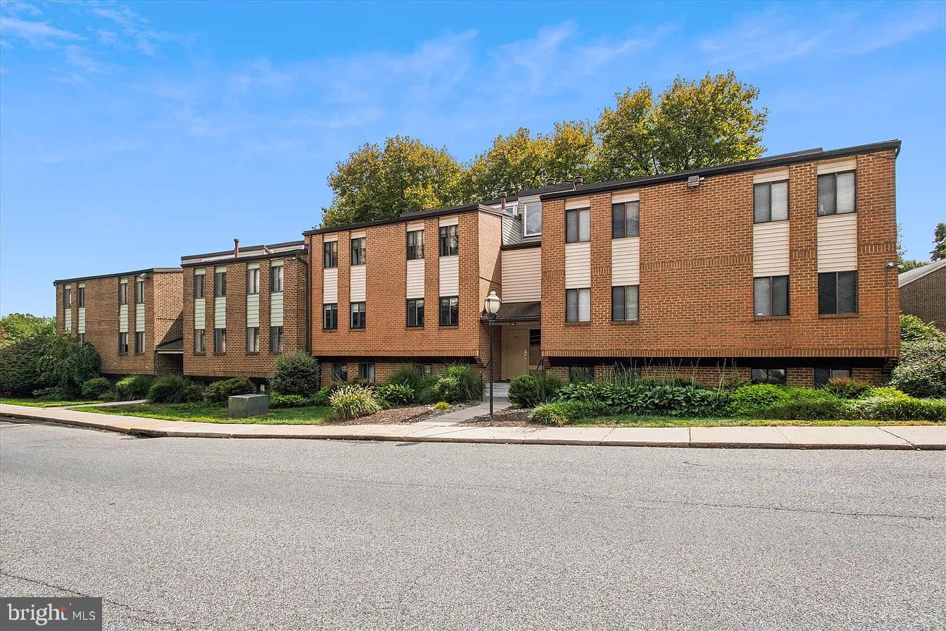 ROCKLAND RUN - Residential