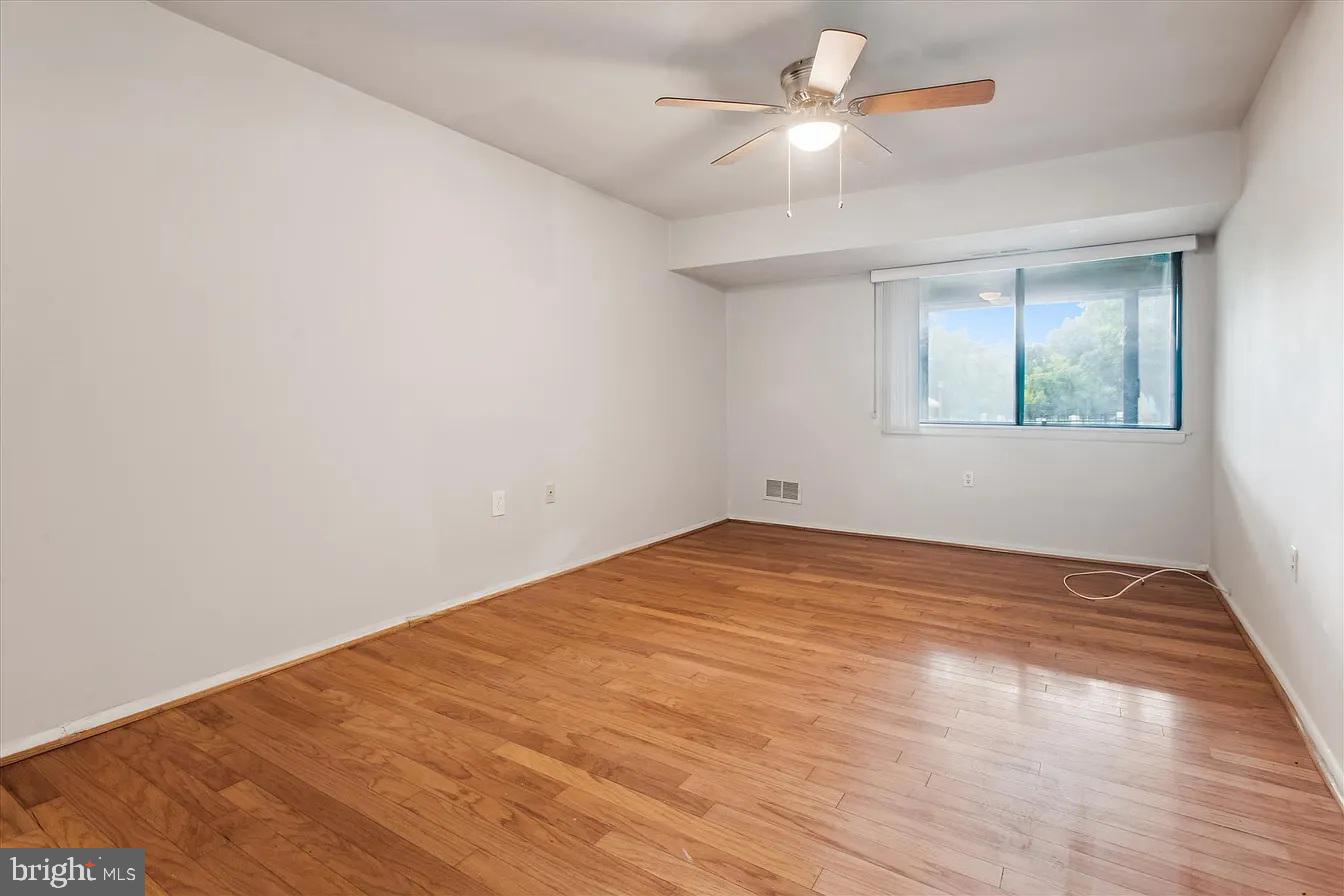 ROCKLAND RUN - Residential