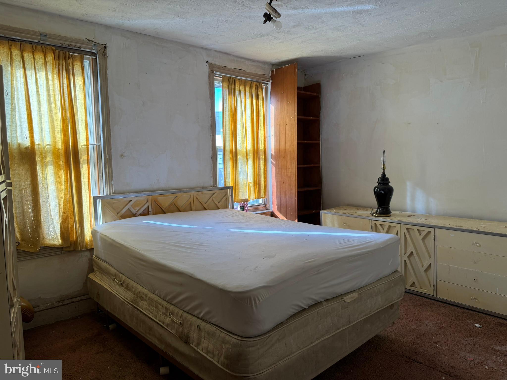 MANTUA - Residential