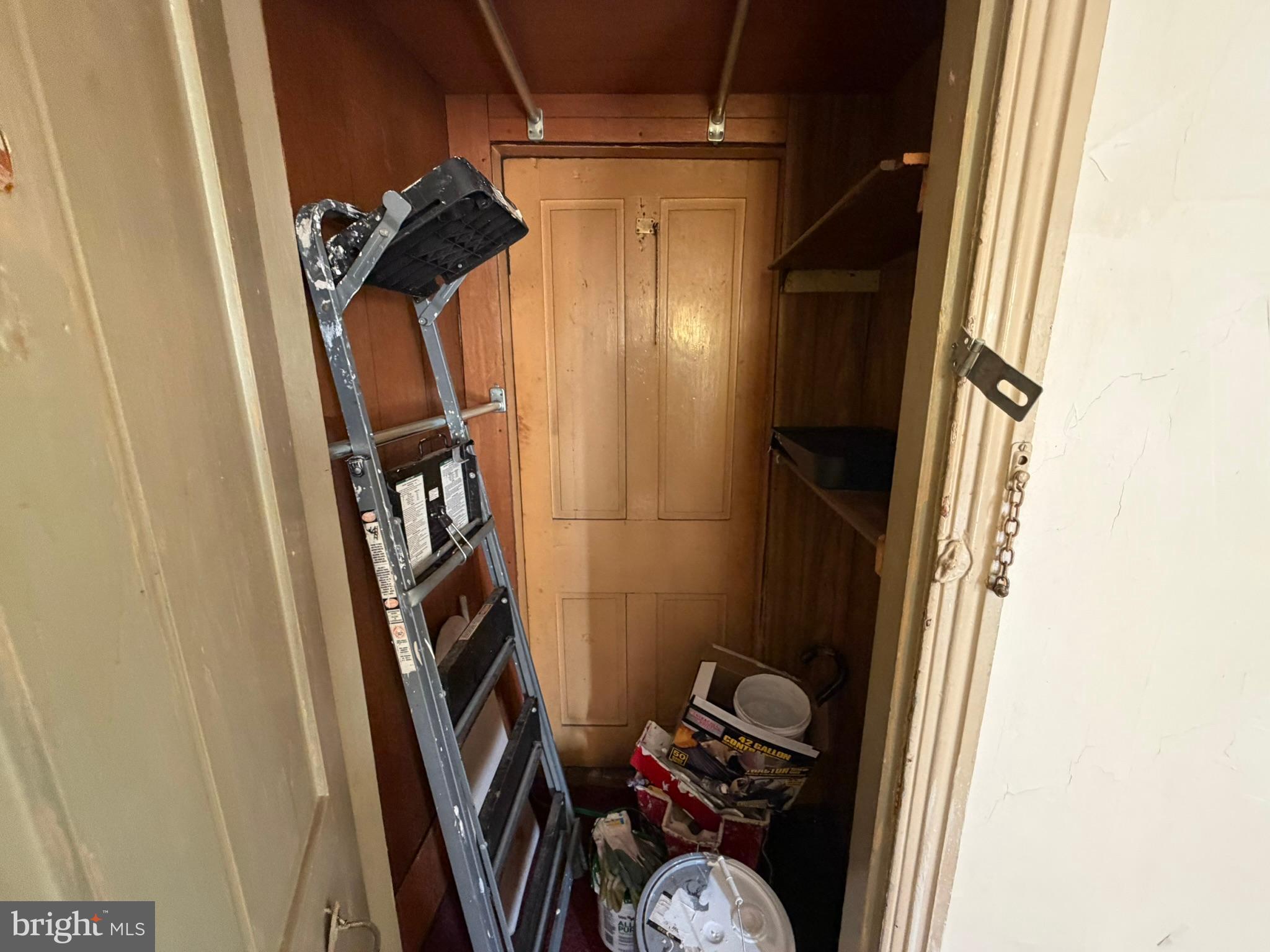 MANTUA - Residential