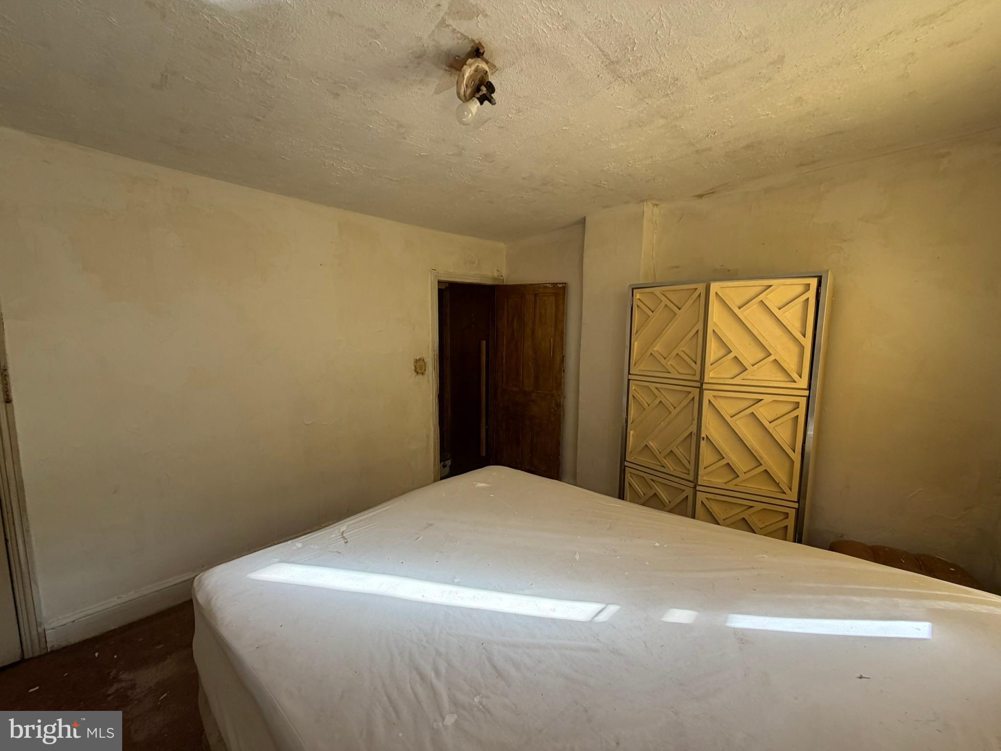 MANTUA - Residential