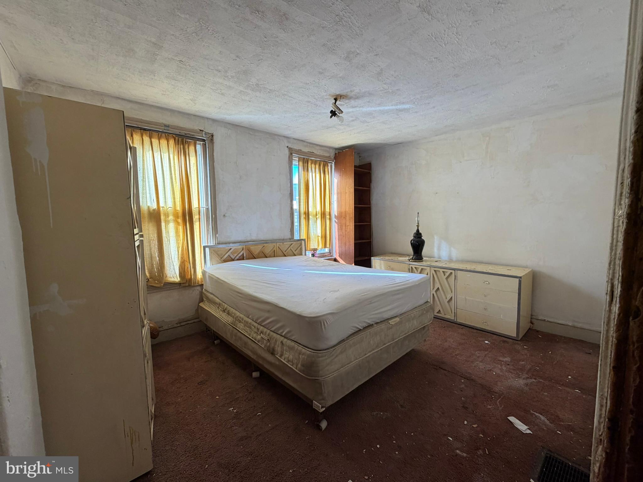 MANTUA - Residential